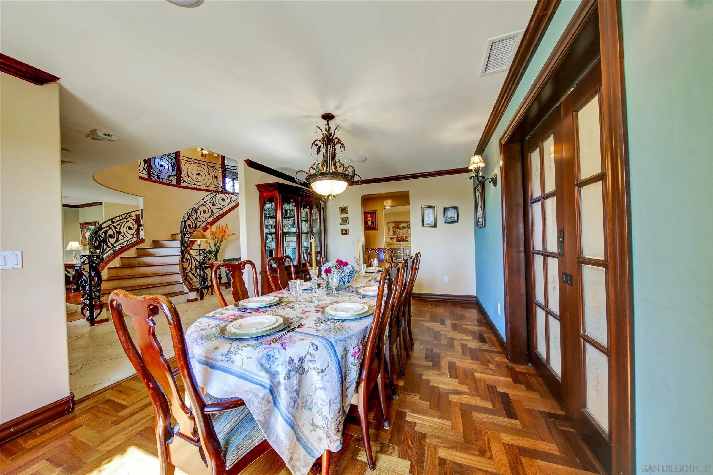 2540 Chatsworth, San Diego, CA 92106, photo 17