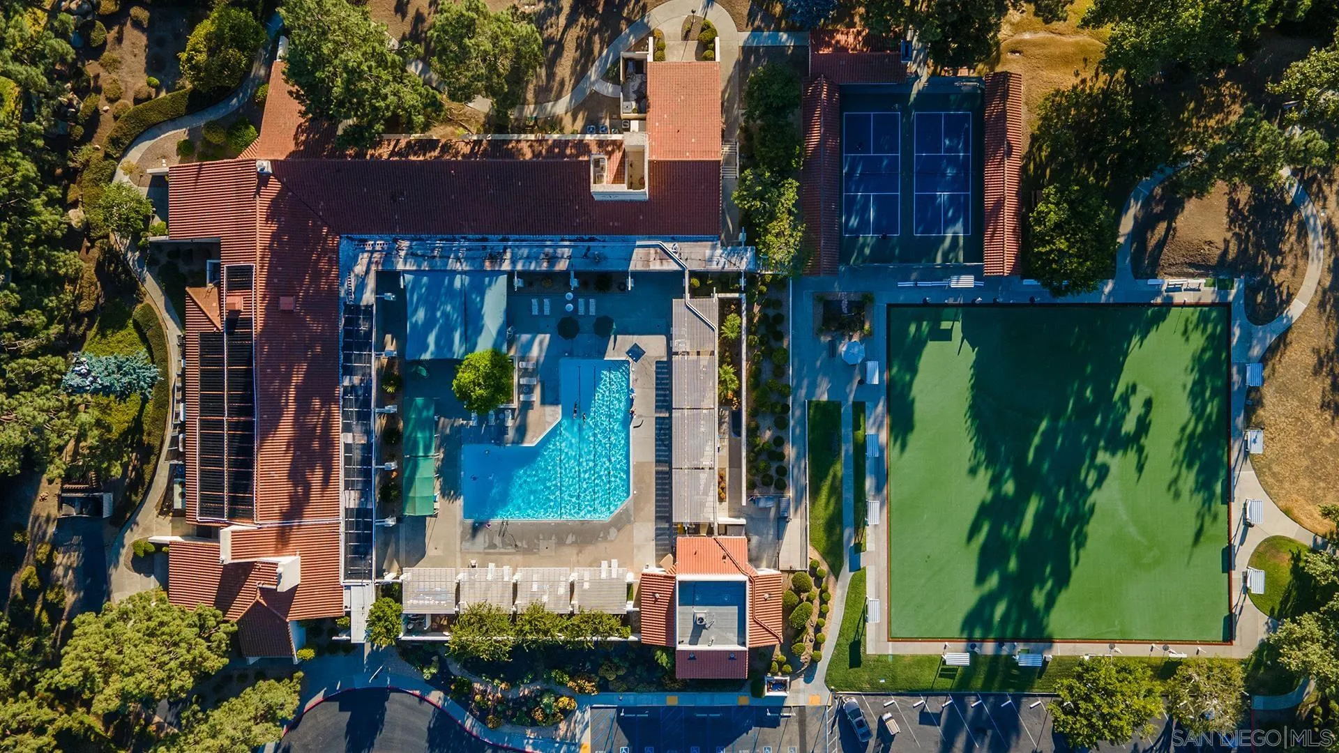https://cdn.realtyfeed.com/cdn/127/260016343/66fdc48a2384c054e615787ed5198f80.webp