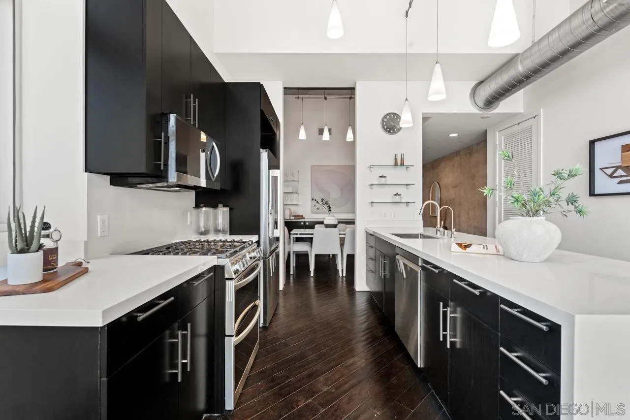 https://cdn.realtyfeed.com/cdn/127/260016348/06a6e63b5513207cbffd58939ba51eeb.webp