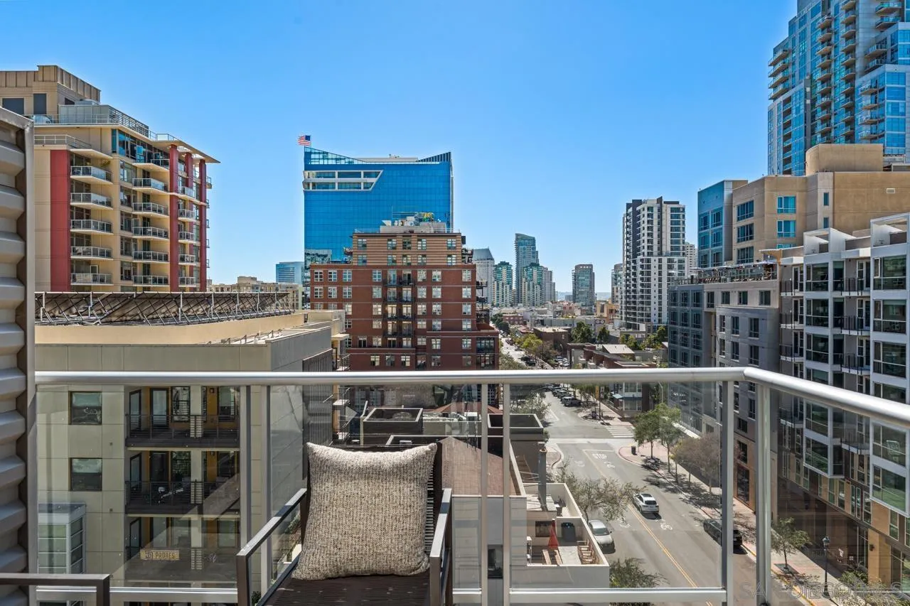 https://cdn.realtyfeed.com/cdn/127/260016348/08803d7944eba39df87c37cd1c09729b.webp