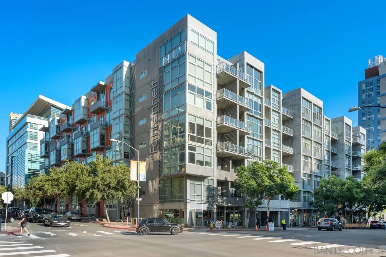 https://cdn.realtyfeed.com/cdn/127/260016348/2caef05ac01b7d2b17e638e9ebf15375.webp