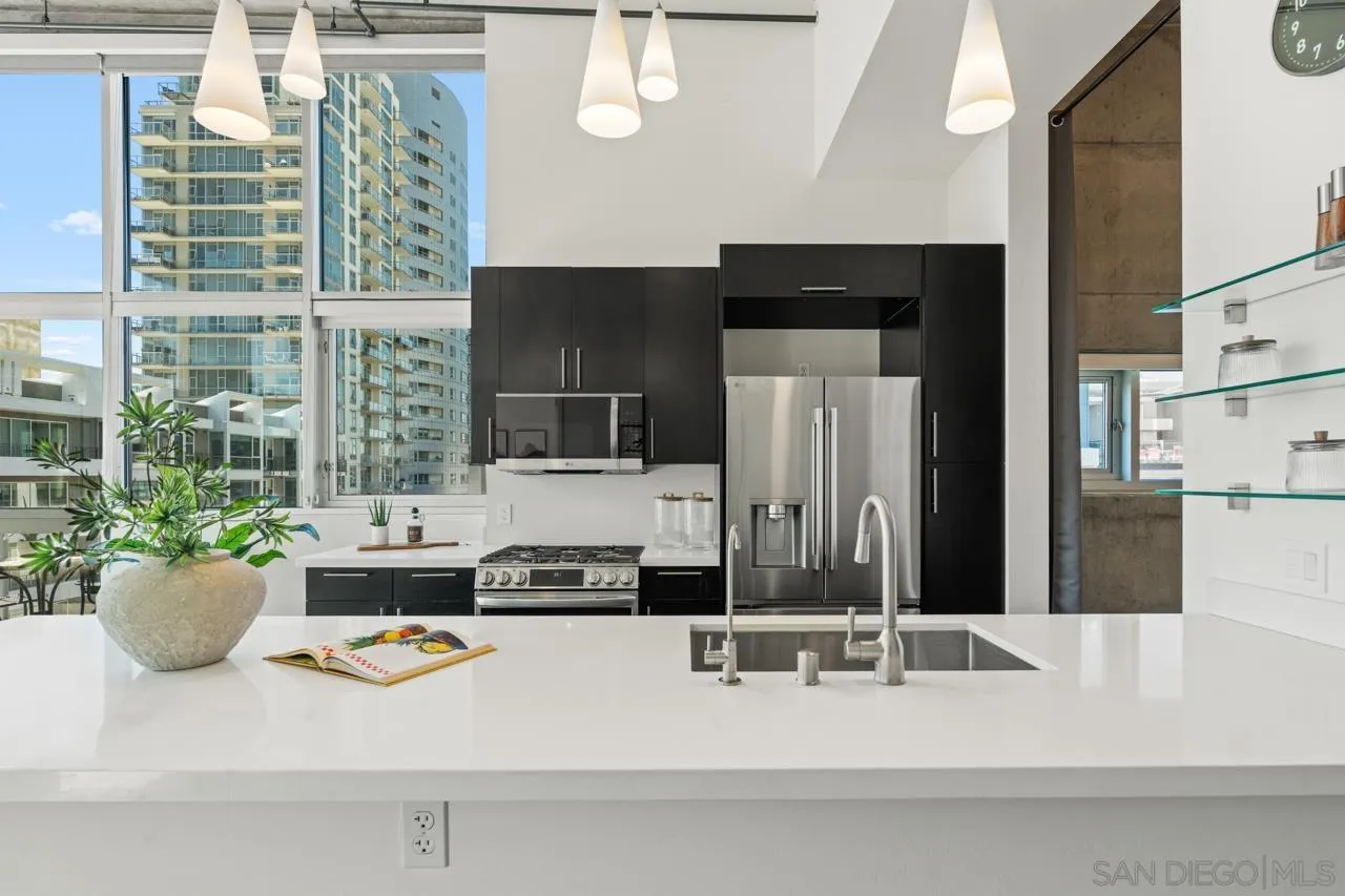 https://cdn.realtyfeed.com/cdn/127/260016348/bf0dabe590912804dd05b9f23f036ce2.webp