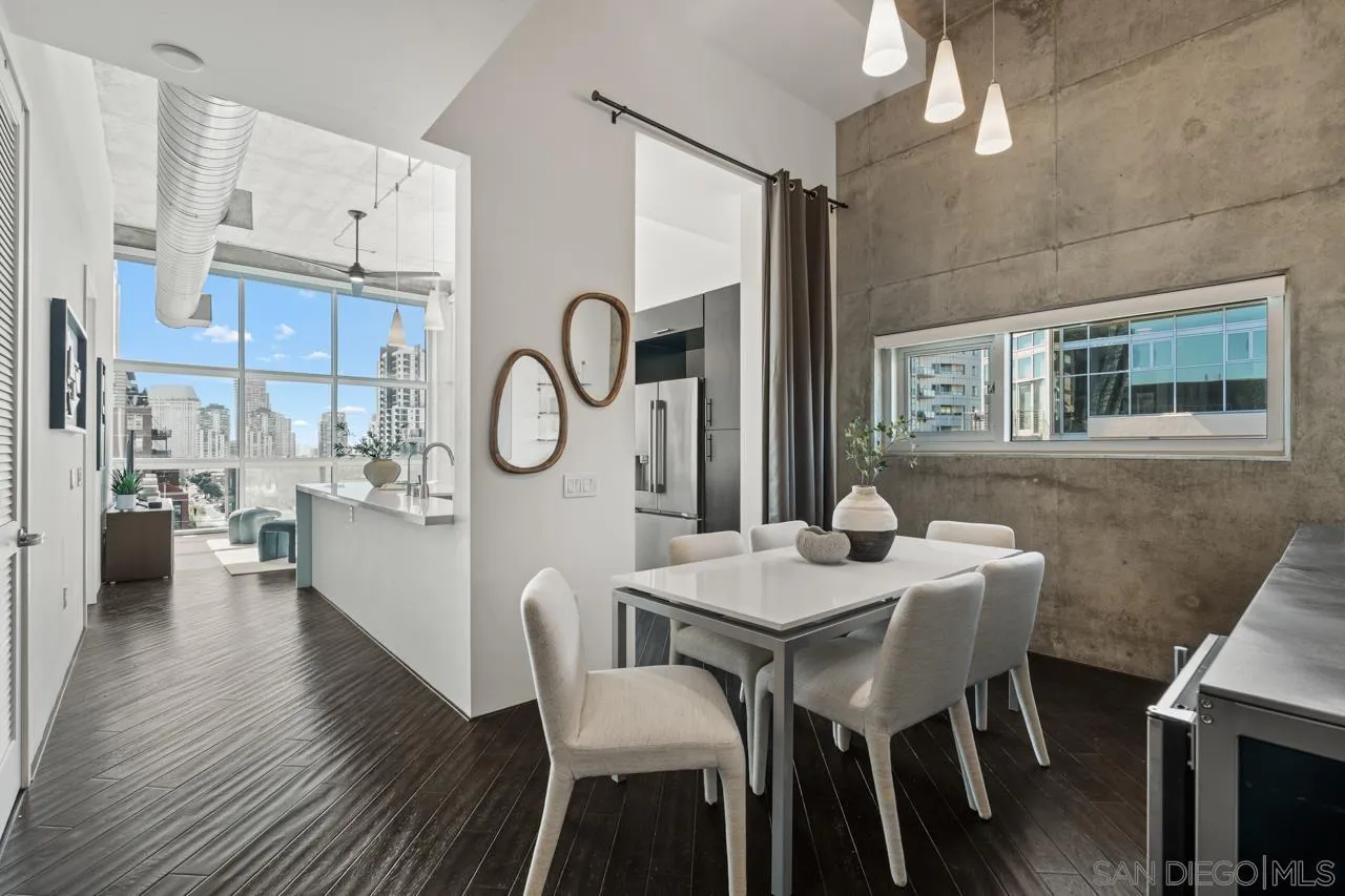 https://cdn.realtyfeed.com/cdn/127/260016348/d681996cc0bb3c92b7b18ec163cbdb03.webp