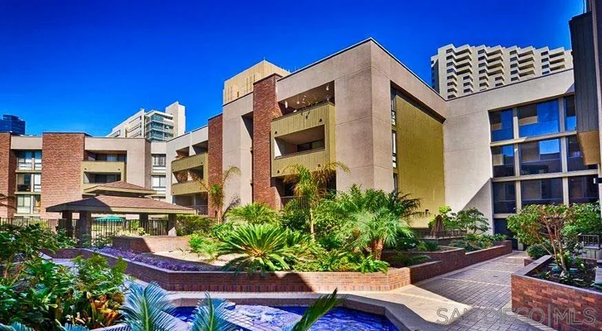 https://cdn.realtyfeed.com/cdn/127/260016349/6af1f6afc56af6674ca97a6ebe5caf35.webp