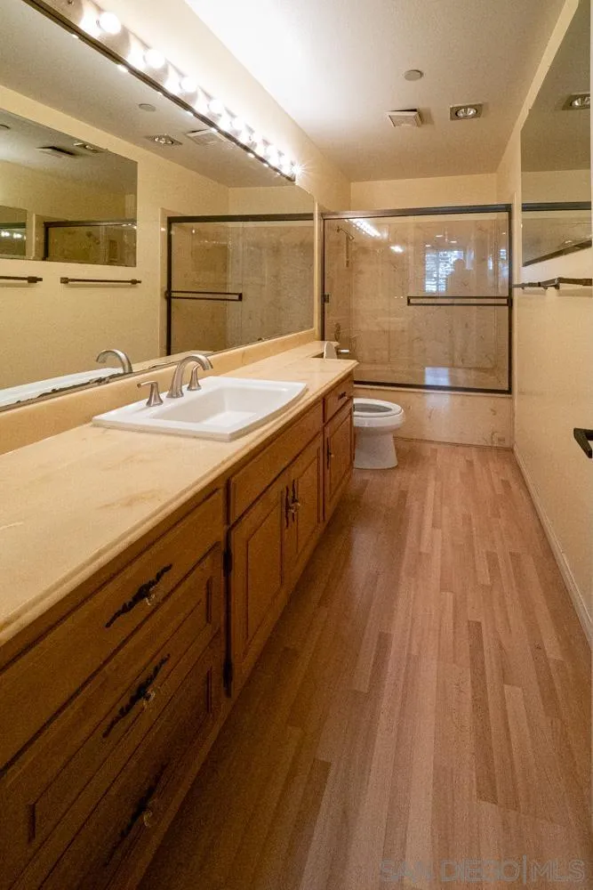 https://cdn.realtyfeed.com/cdn/127/260016349/e40fdaab99bcf4983f68478e7cc79485.webp