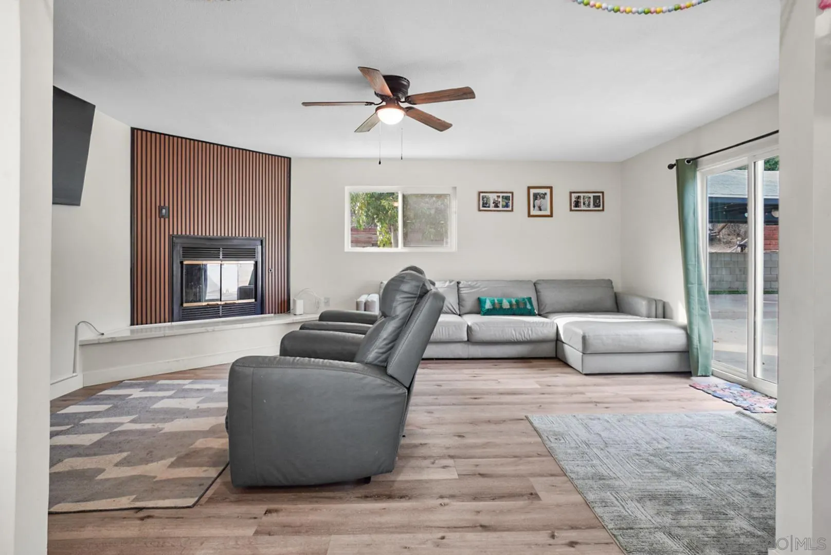 https://cdn.realtyfeed.com/cdn/127/260016350/5df01219642900ea638f757e86aaef91.webp