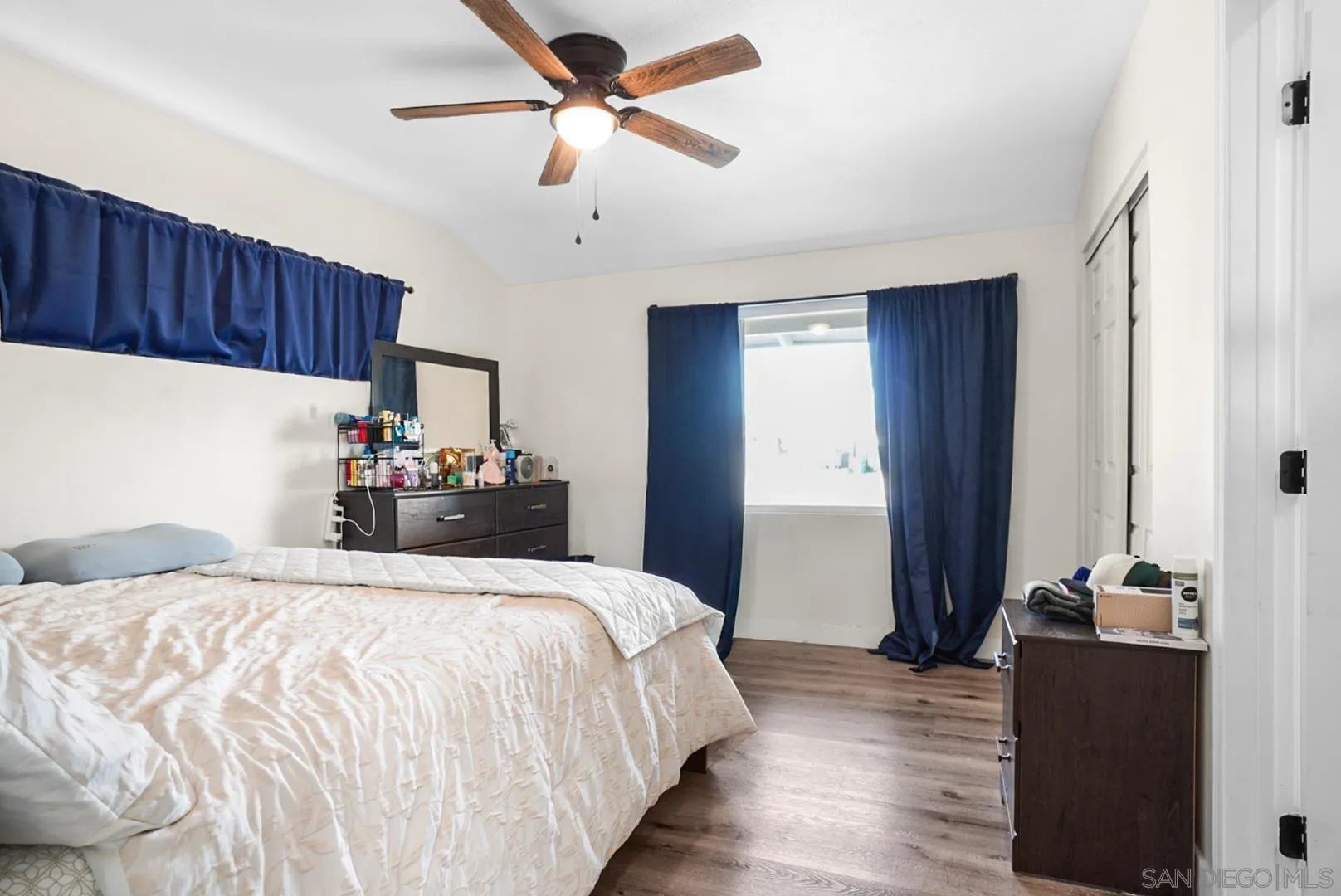 https://cdn.realtyfeed.com/cdn/127/260016350/6ec81821a2cddadaae0c9b4fb4dd93bd.webp