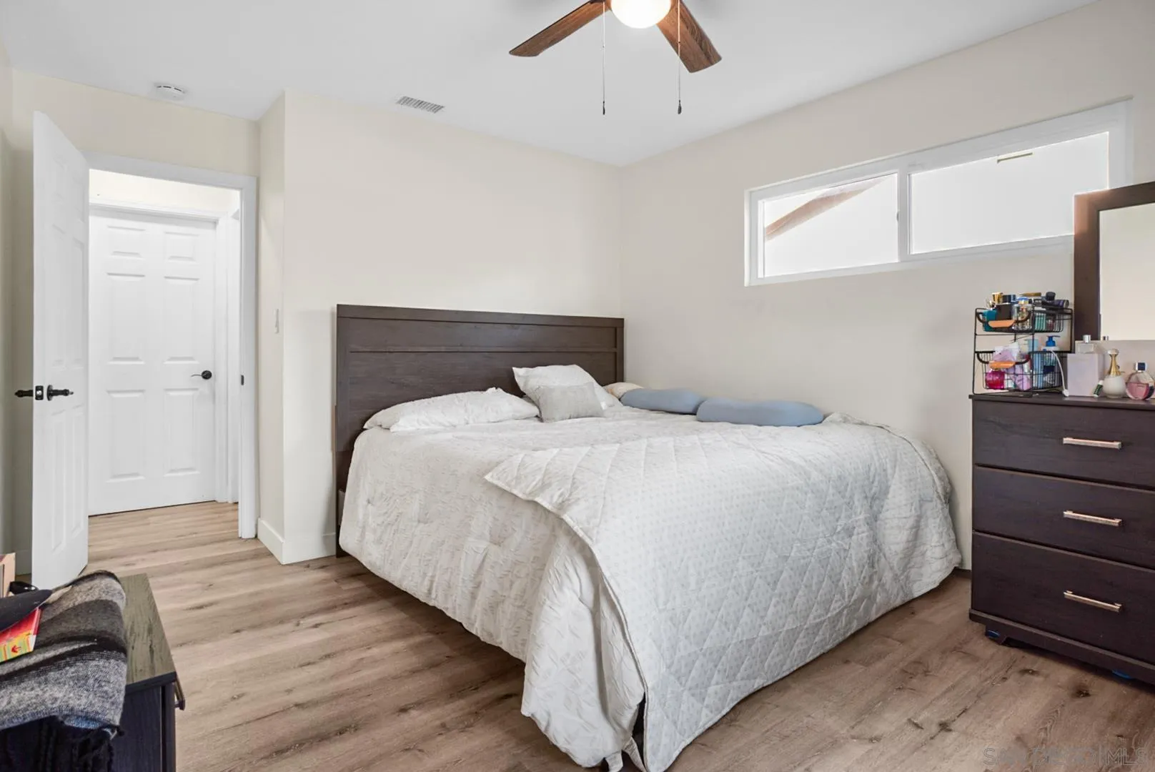 https://cdn.realtyfeed.com/cdn/127/260016350/7c10ebd90a40a498e8b12cd321babe01.webp