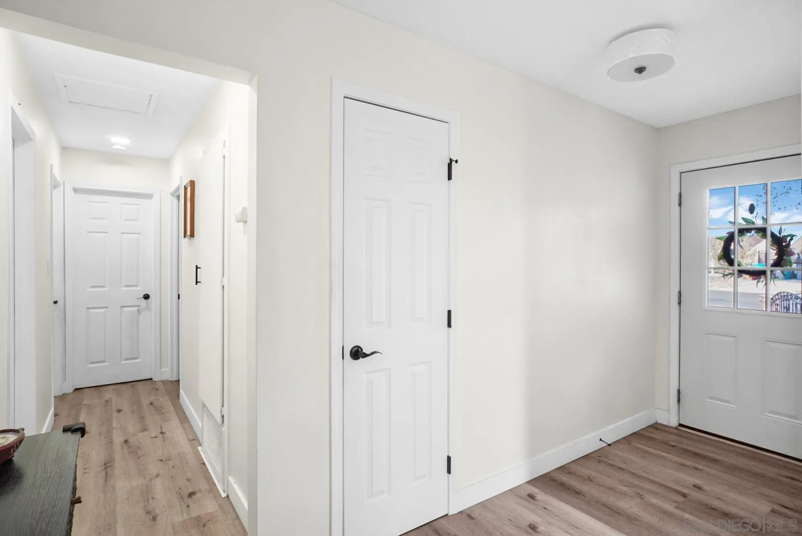 https://cdn.realtyfeed.com/cdn/127/260016350/9e1a38e4c60782733eb48f7afa5e3180.webp