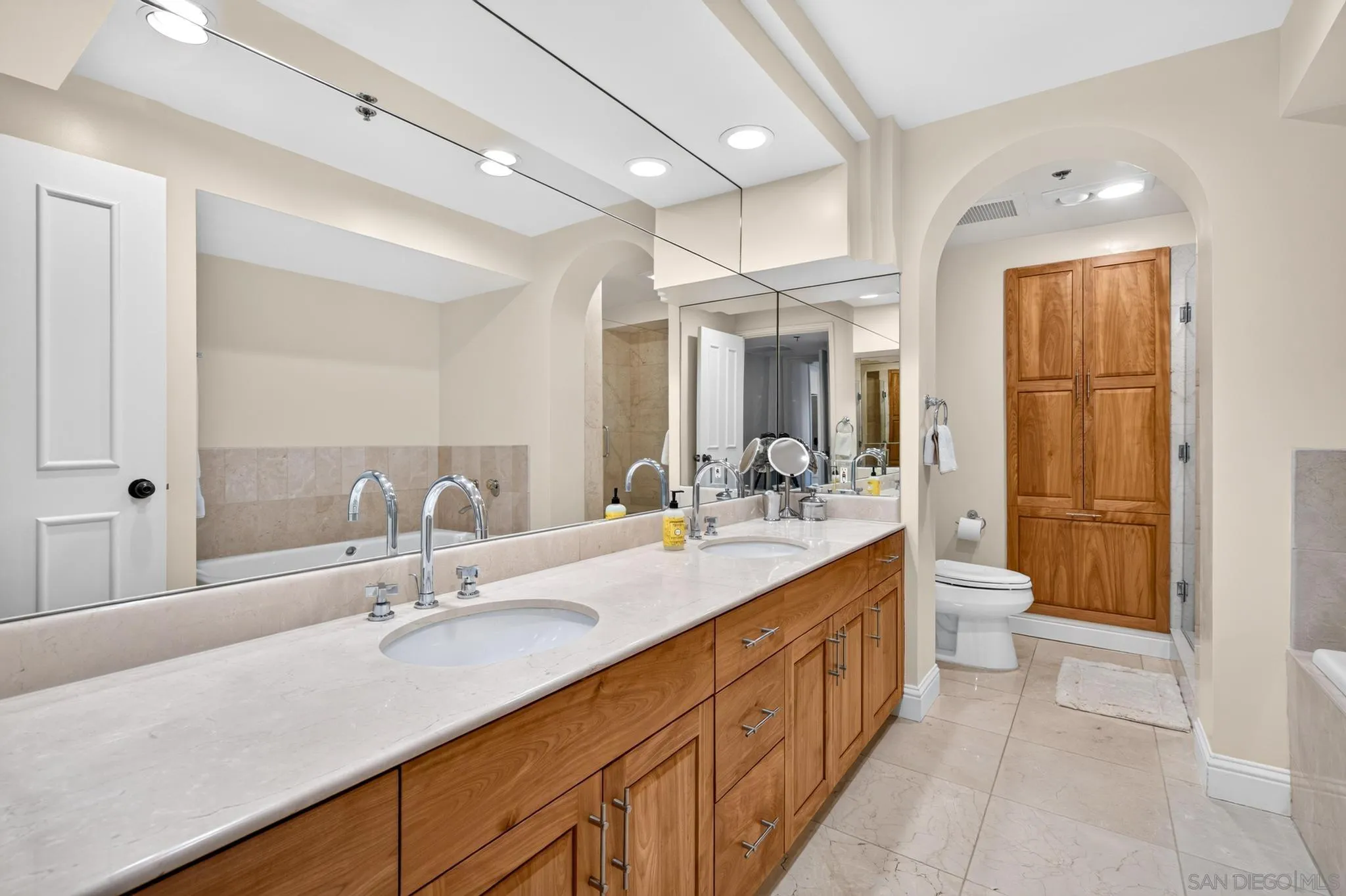 Photo #27: 260016356 Listing: Photo #27