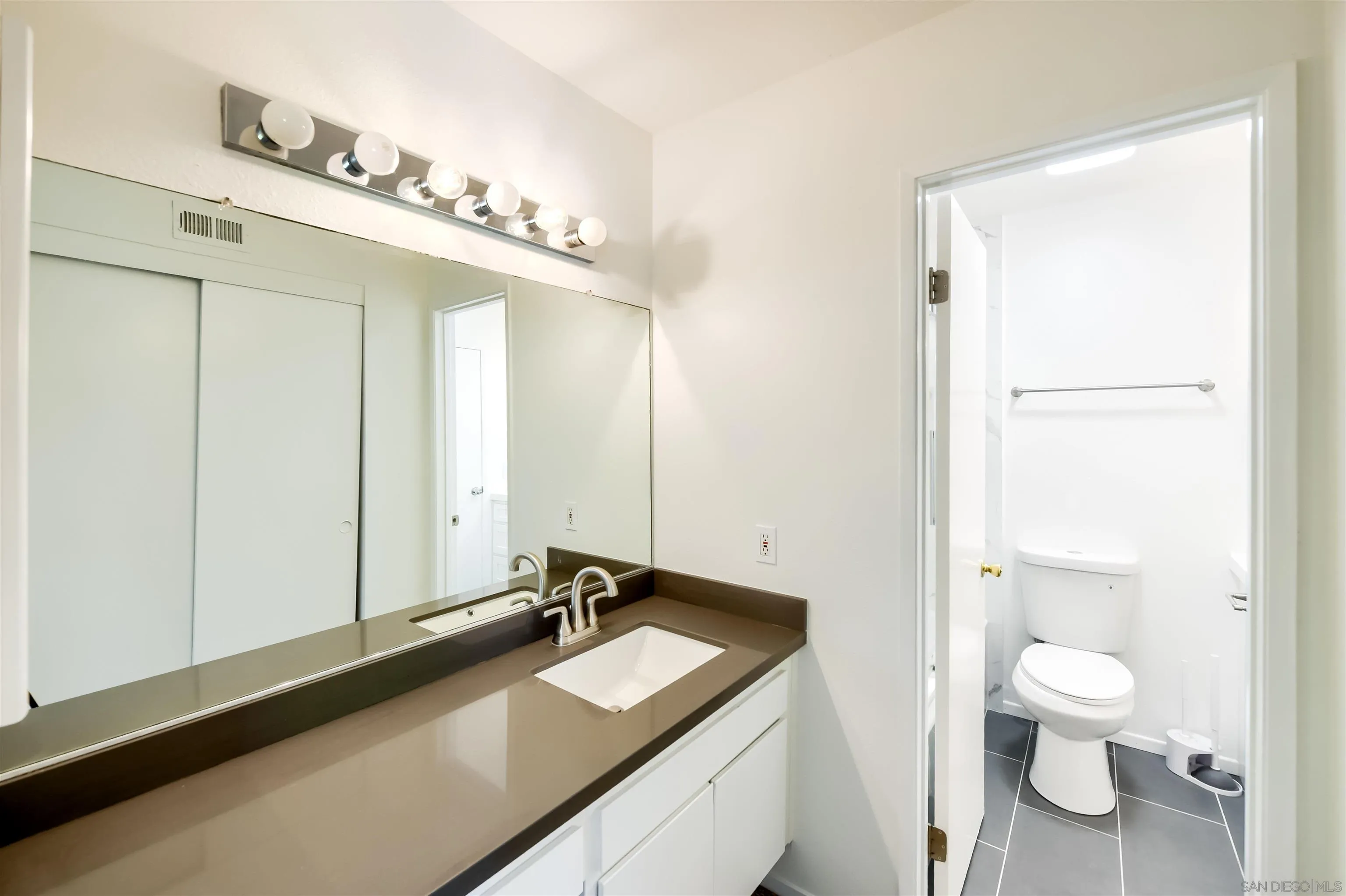 https://cdn.realtyfeed.com/cdn/127/260016358/36097e5c96954b0db72761e81037f0aa.webp