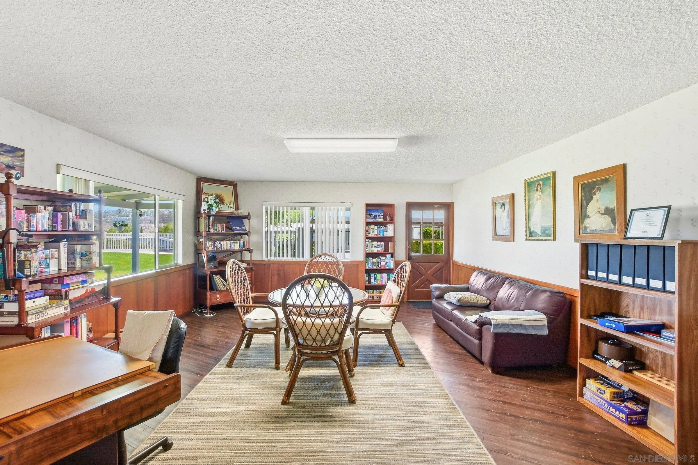 https://cdn.realtyfeed.com/cdn/127/260016371/b13de72e5221e5f3d2360c5f303dd740.webp