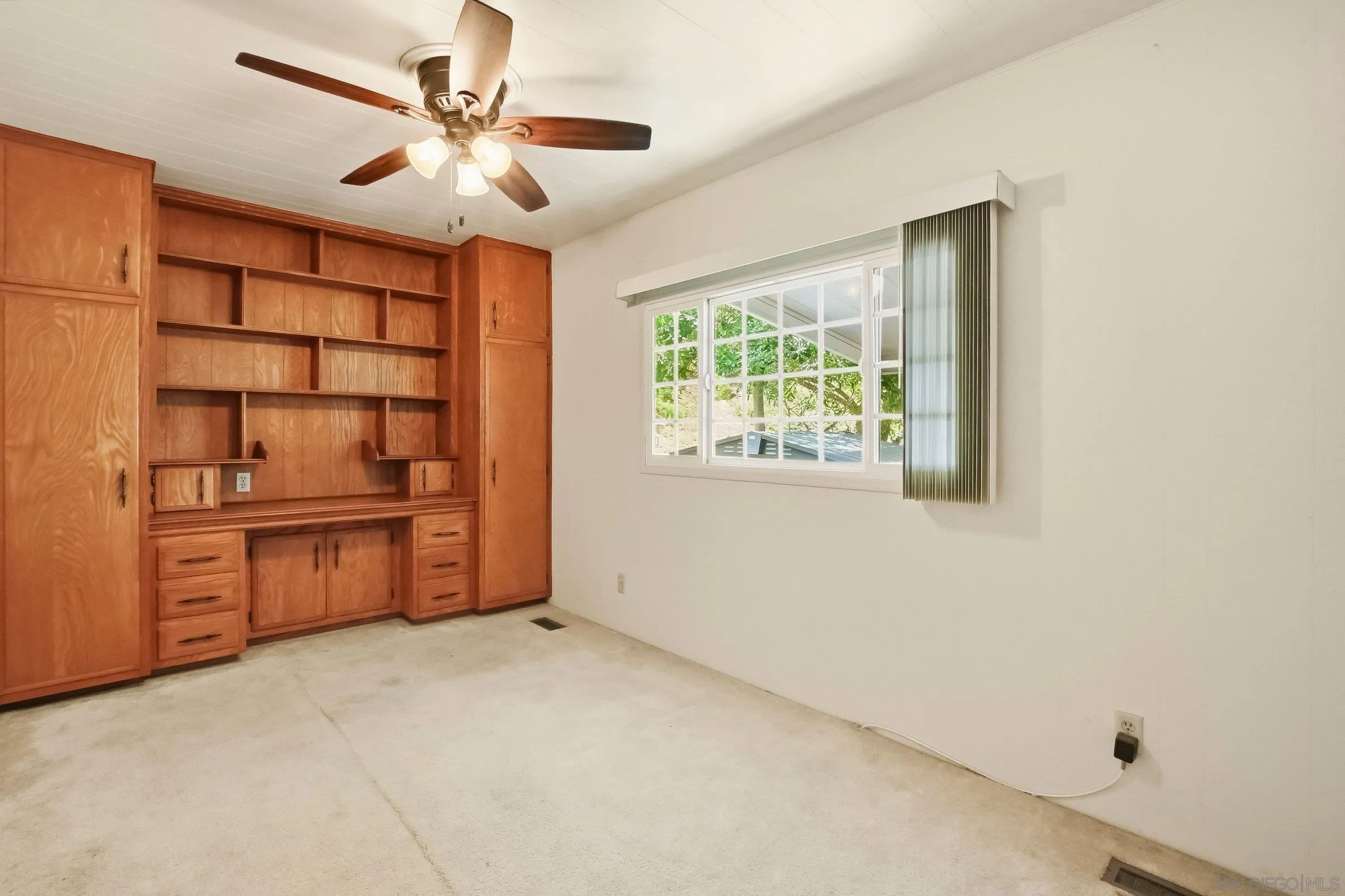 https://cdn.realtyfeed.com/cdn/127/260016371/d3020a570279d93d62c204116dfda6de.webp