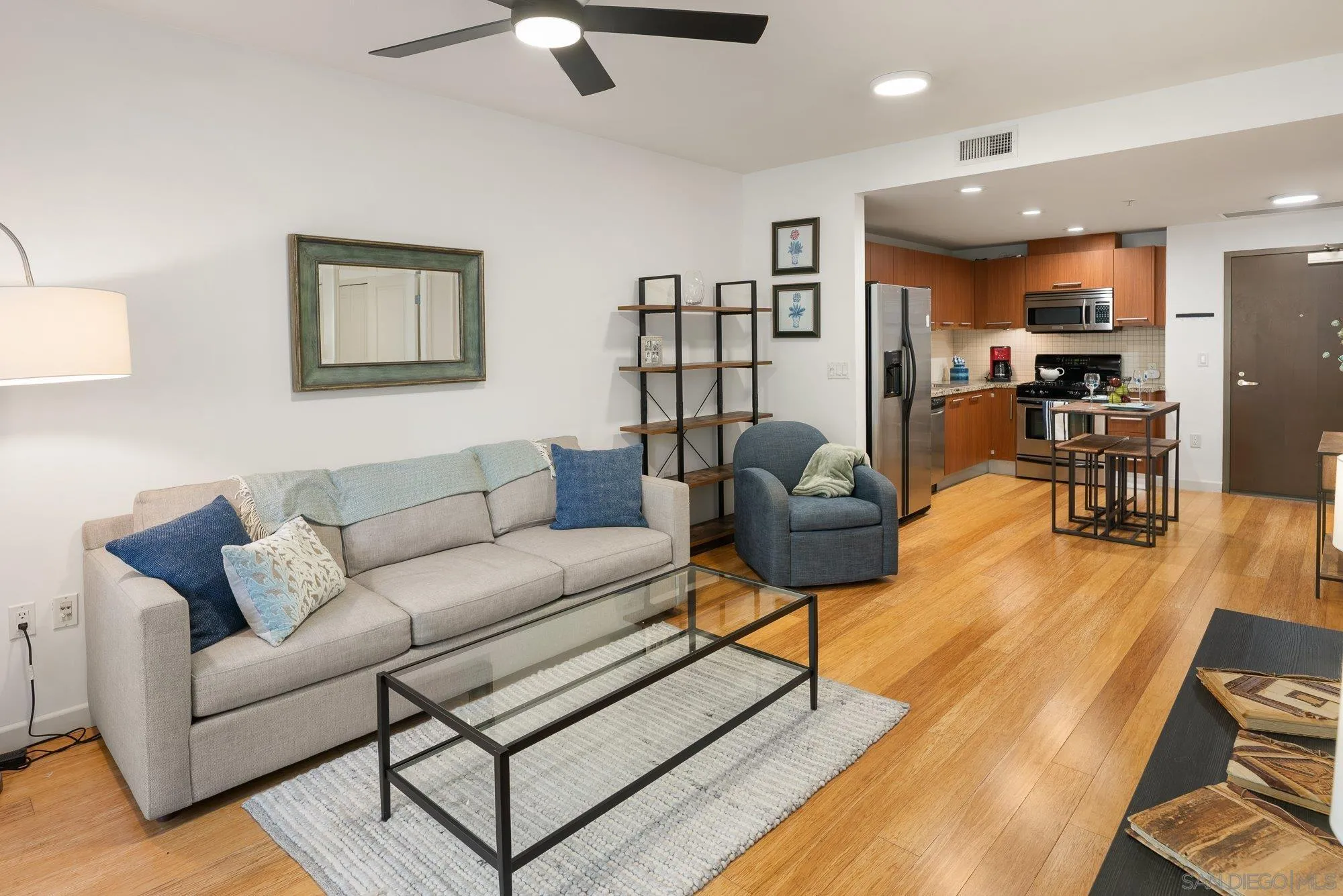 Photo #11: 260016377 Listing: Photo #11