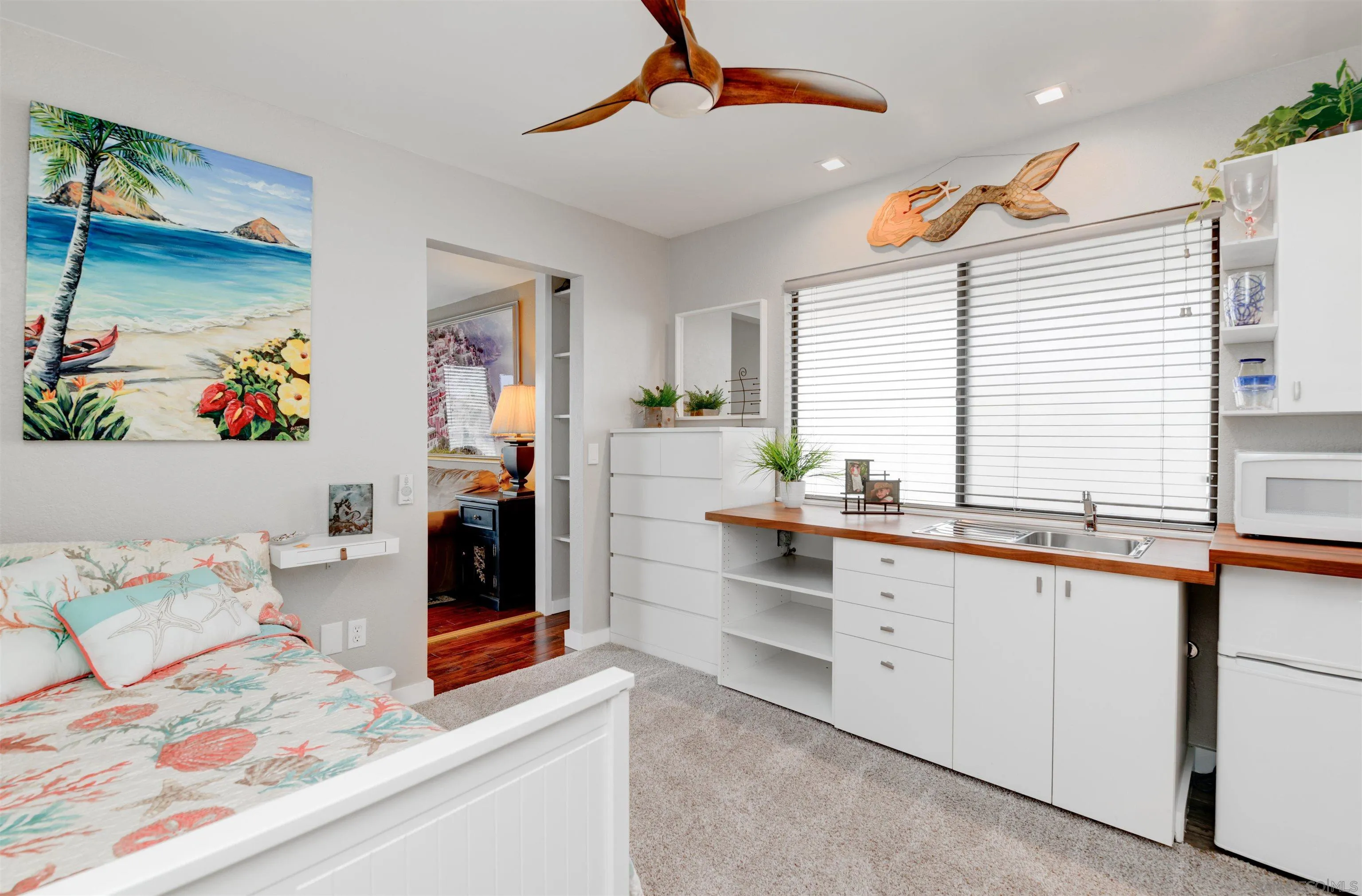 https://cdn.realtyfeed.com/cdn/127/260016380/958e55aeb9b553efcf1fbcf6523af843.webp
