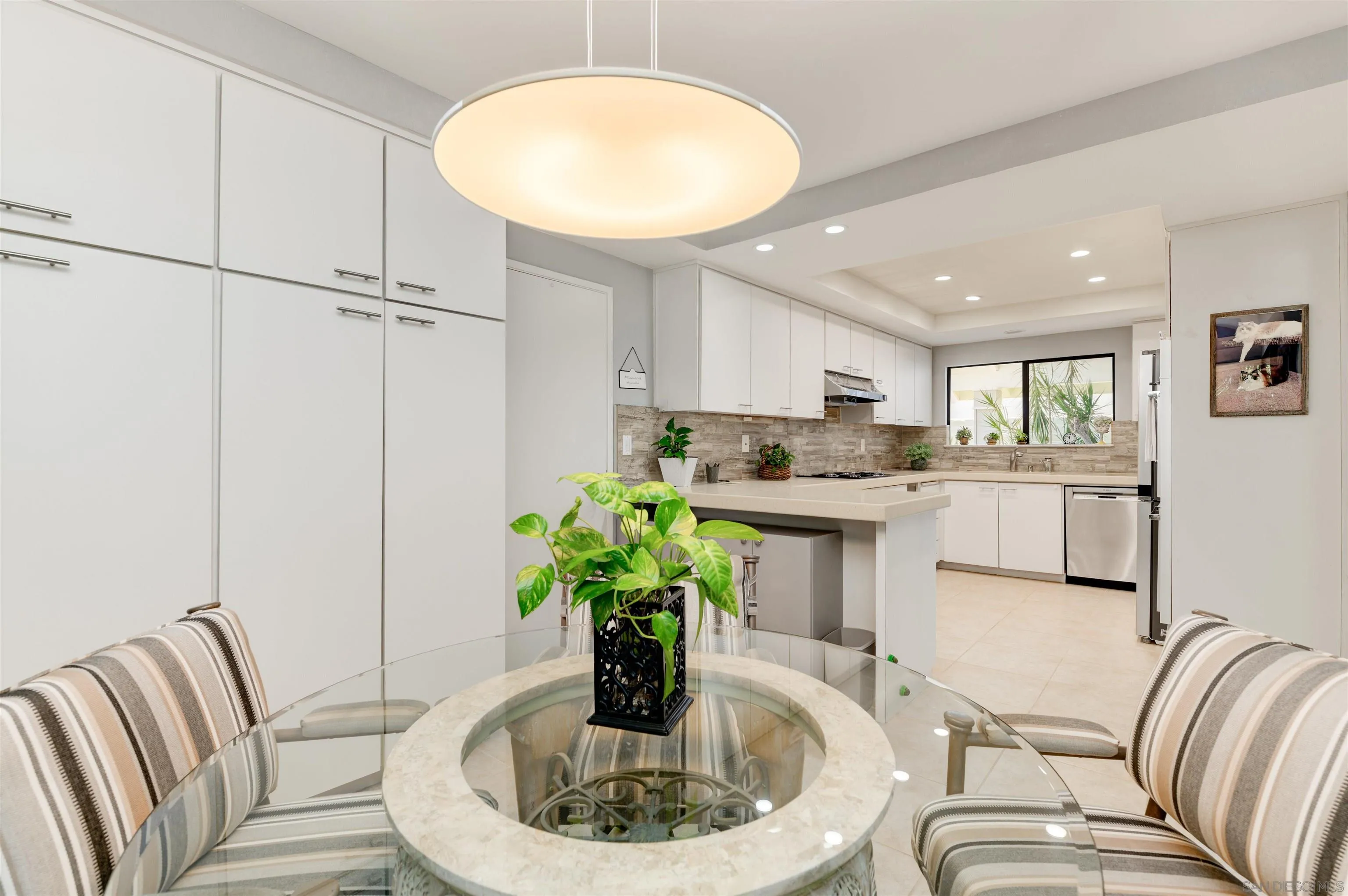 https://cdn.realtyfeed.com/cdn/127/260016380/d8c244e5563a8b0c05993bf2a8f92a46.webp