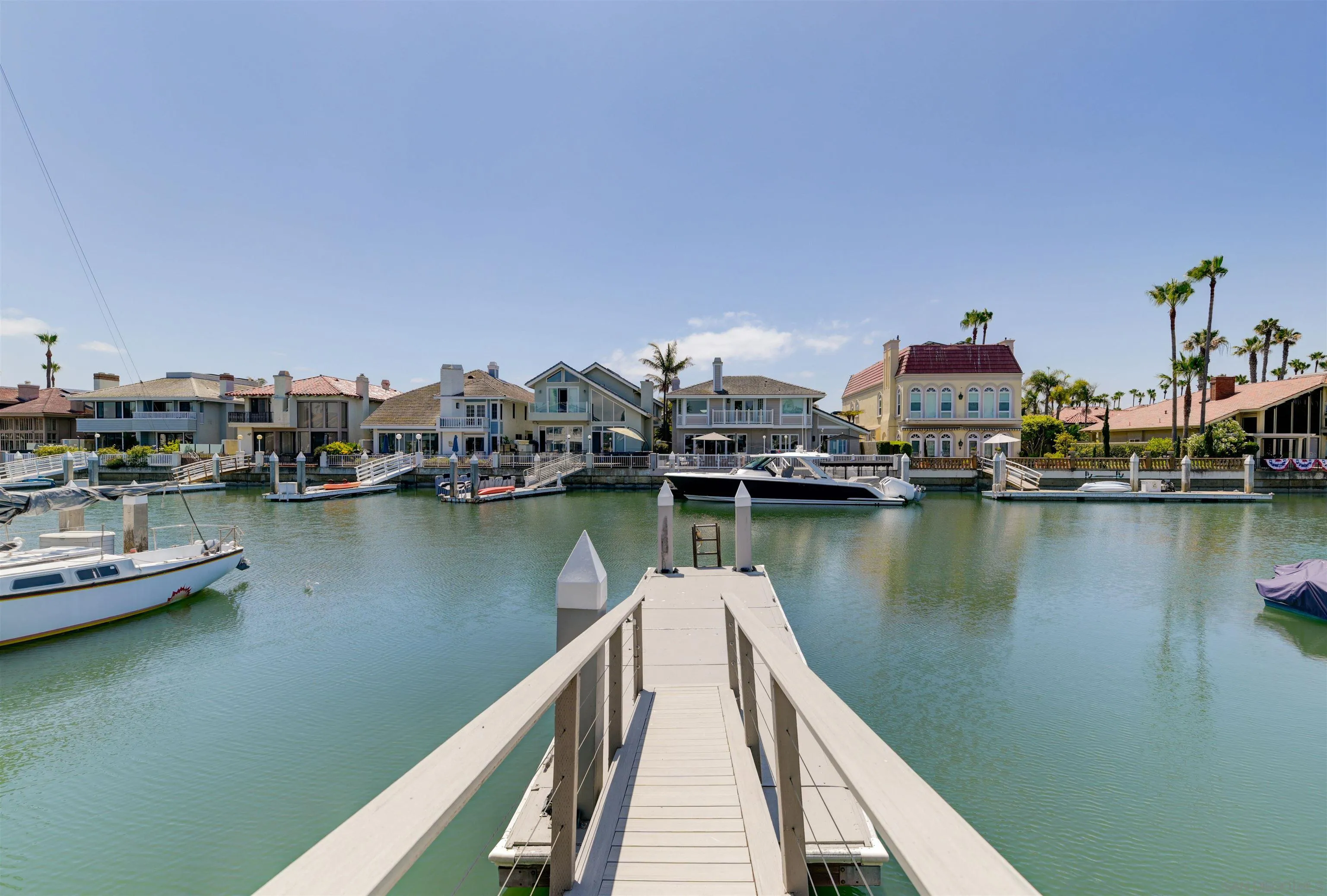 https://cdn.realtyfeed.com/cdn/127/260016380/da90cb13afd250d9e6a2e9e78d6305ae.webp