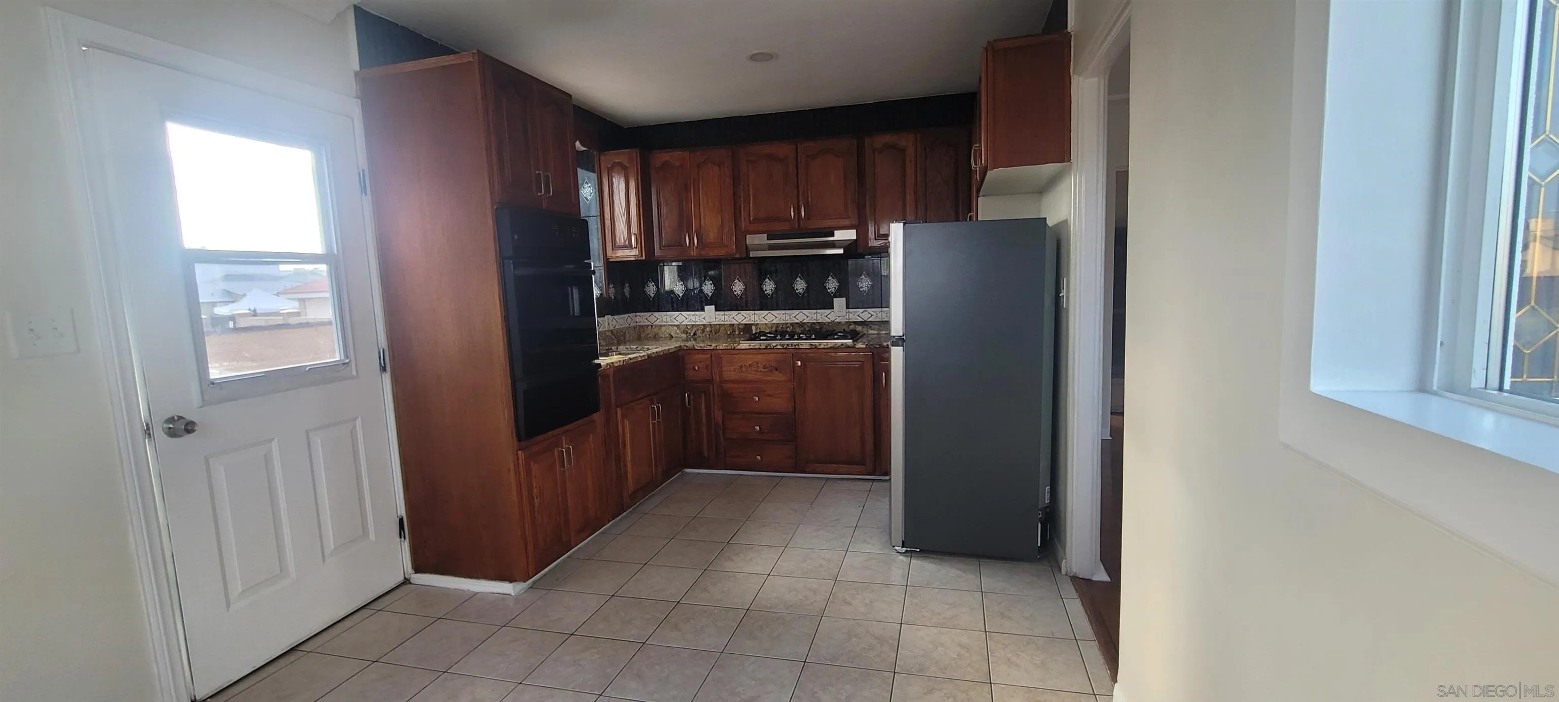 https://cdn.realtyfeed.com/cdn/127/260016381/ff214a9f33e77e836c9c0c4745eda200.webp