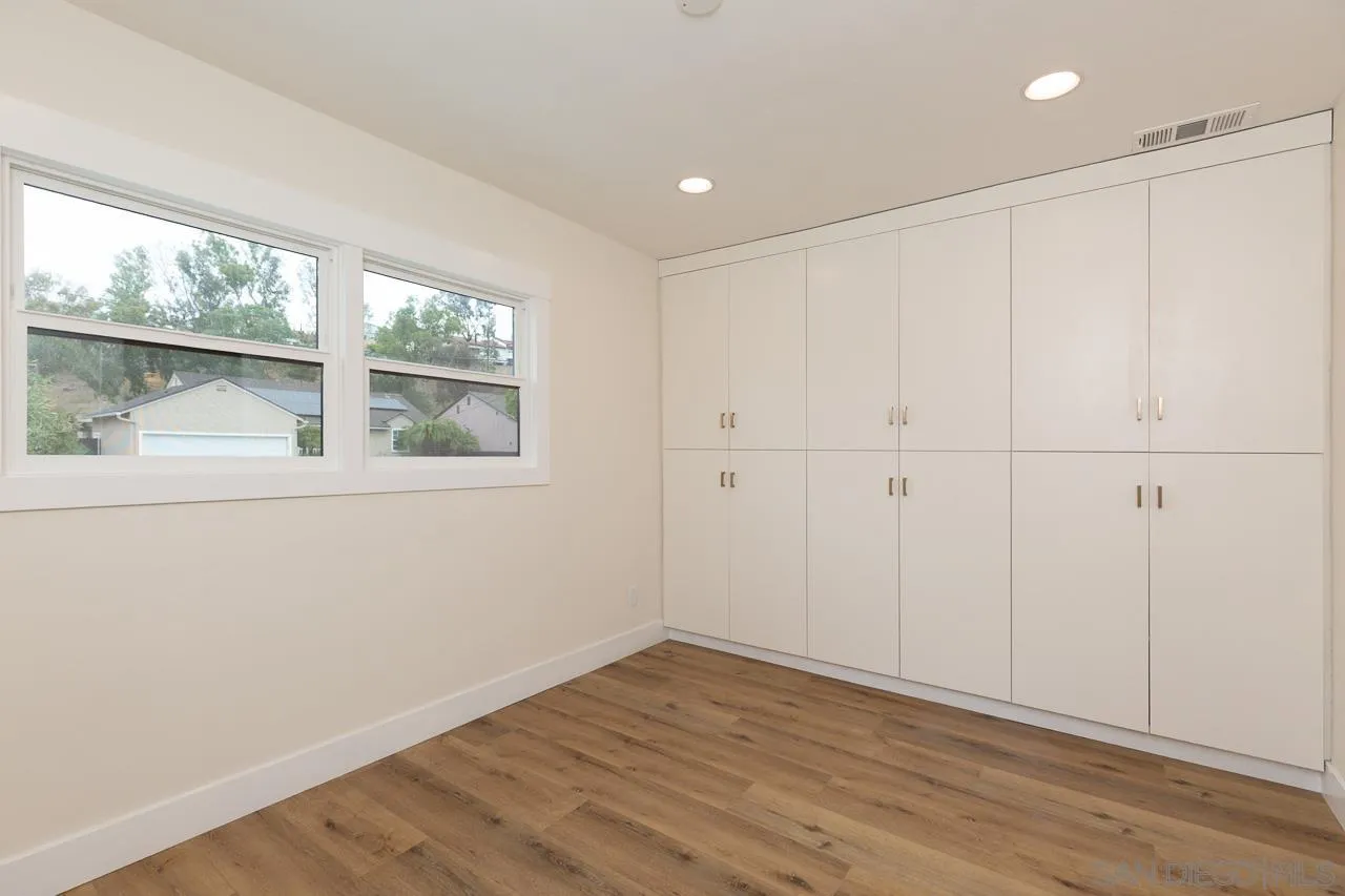 https://cdn.realtyfeed.com/cdn/127/260016382/2e2221e380b6c14ebfcdb95ce26996b5.webp