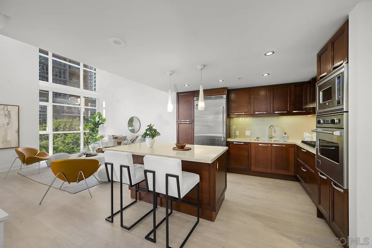 Photo #7: 260016383 Listing: Photo #7