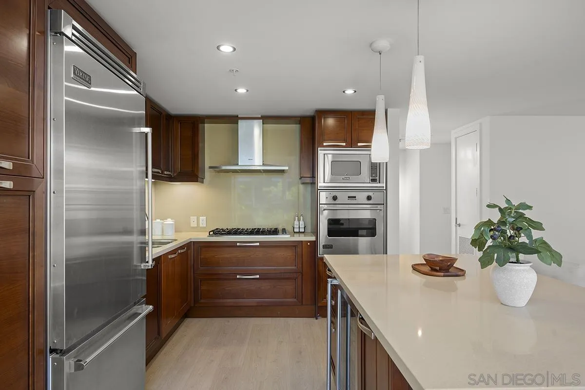 Photo #12: 260016383 Listing: Photo #12