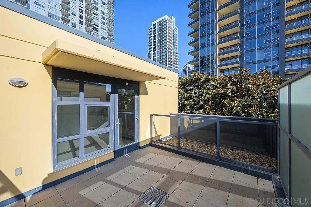 Photo #37: 260016383 Listing: Photo #37