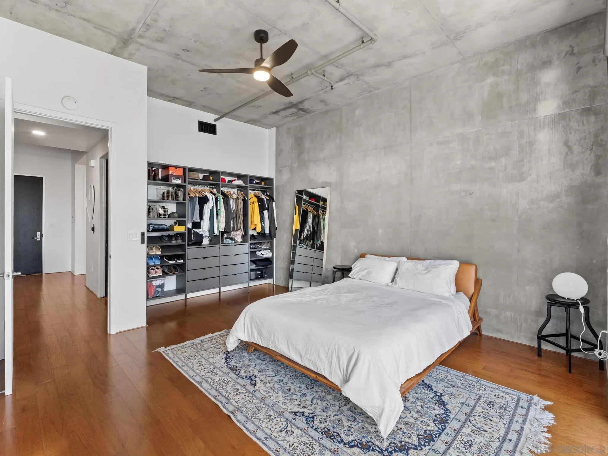 https://cdn.realtyfeed.com/cdn/127/260016388/508724140c2c4a5f298995df903986cf.webp