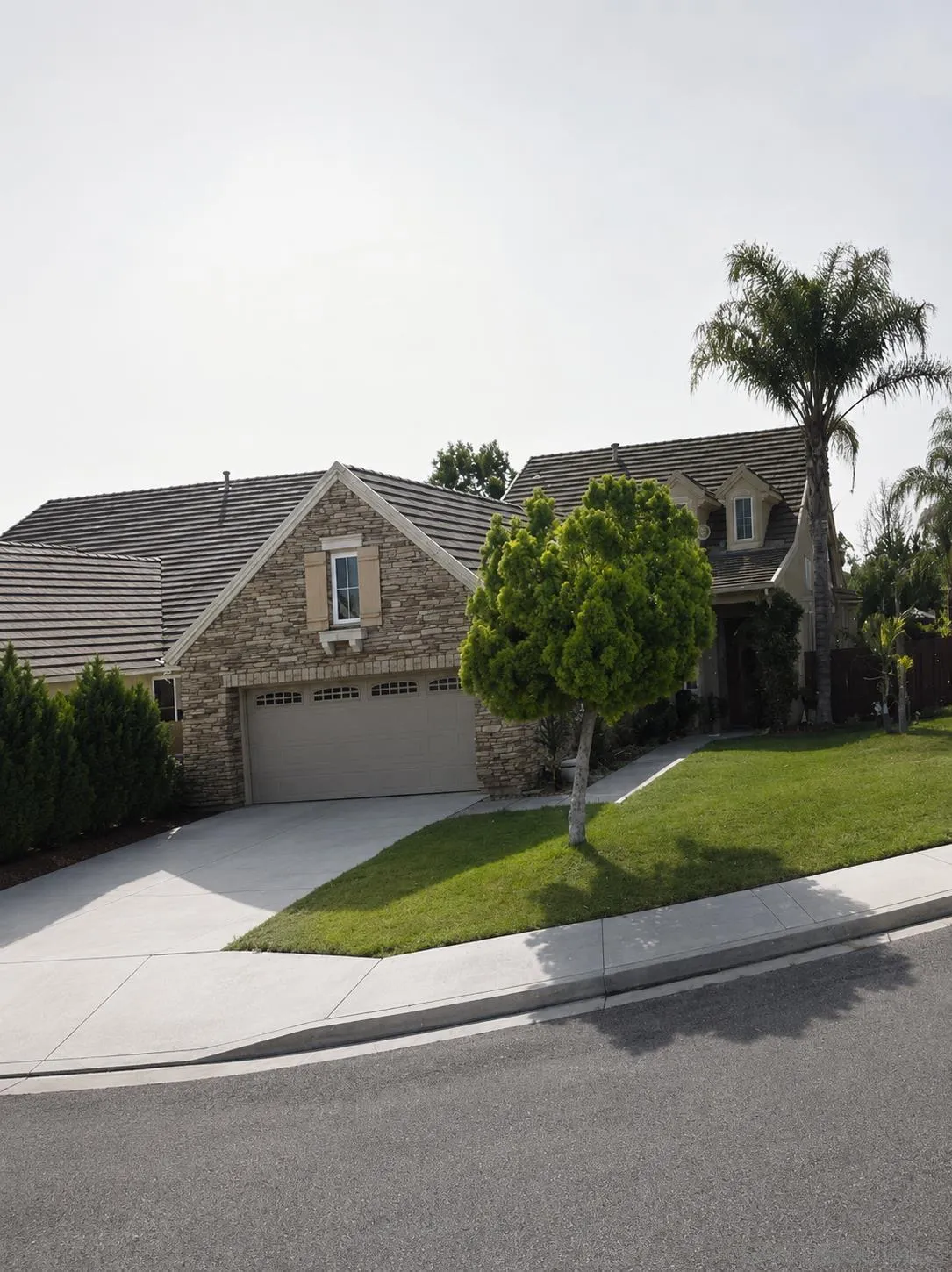 https://cdn.realtyfeed.com/cdn/127/260016389/7a22f863bbc91499ece87fc28475a6e0.webp
