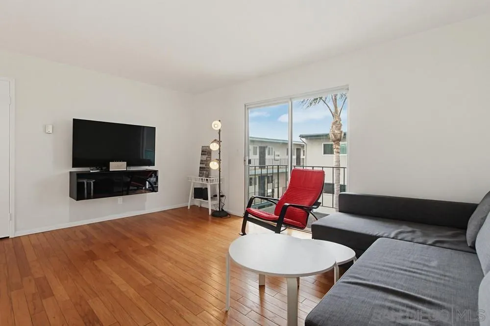Photo #15: 260016390 Listing: Photo #15