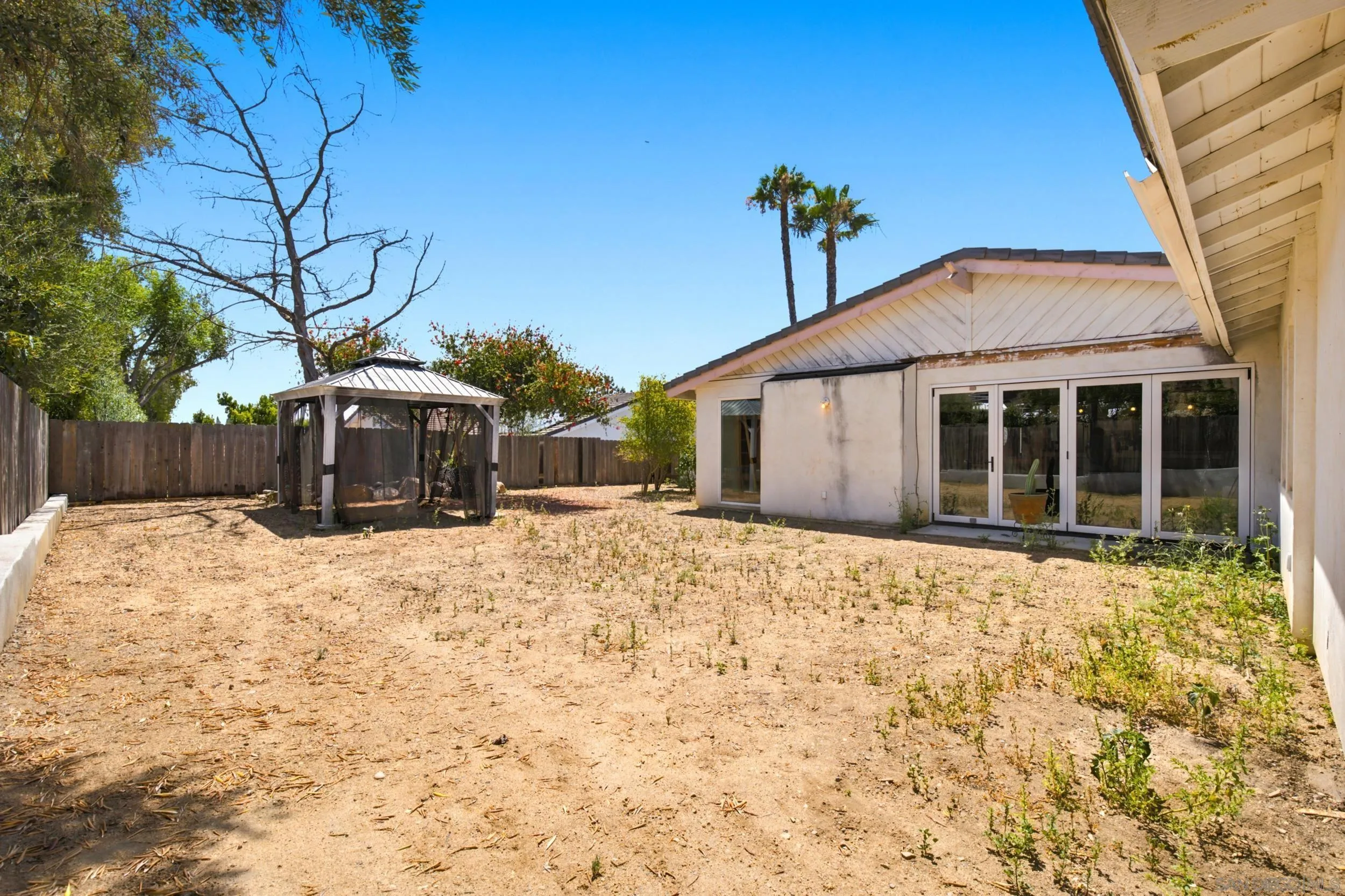 https://cdn.realtyfeed.com/cdn/127/260016393/652fe38d67c445227d8a9fa9f9a987b0.webp