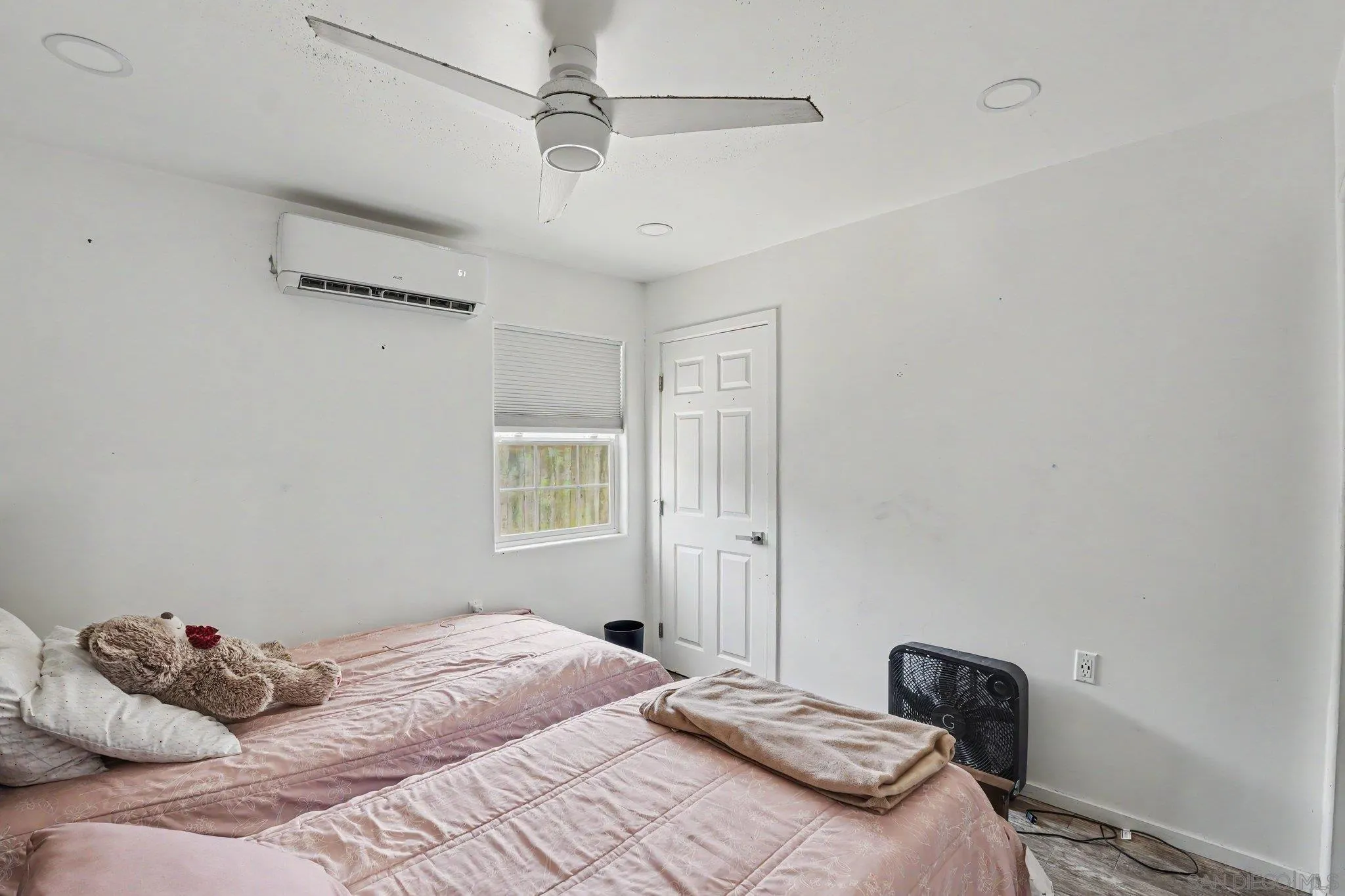 https://cdn.realtyfeed.com/cdn/127/260016398/63921619b446f9ffc1833788eb1a2e56.webp