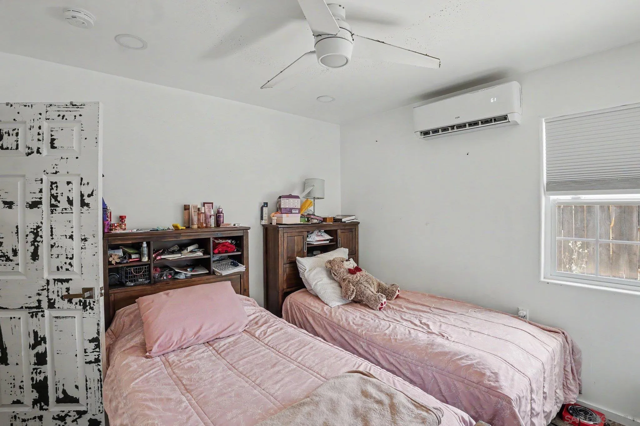 https://cdn.realtyfeed.com/cdn/127/260016398/cef0c598a657065f23092670544f75f2.webp