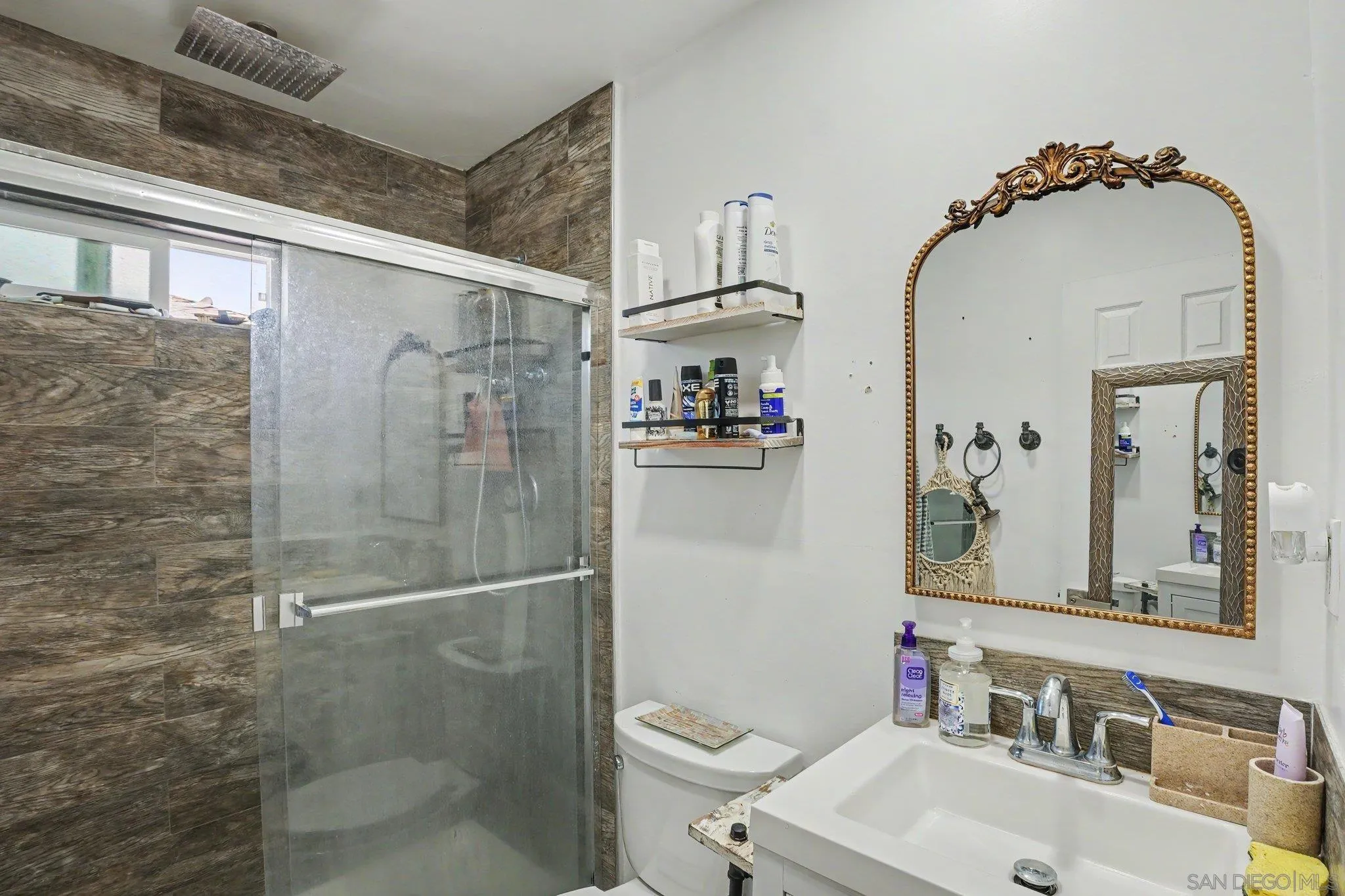 https://cdn.realtyfeed.com/cdn/127/260016398/d29b35986372548a86216229cb2f384b.webp