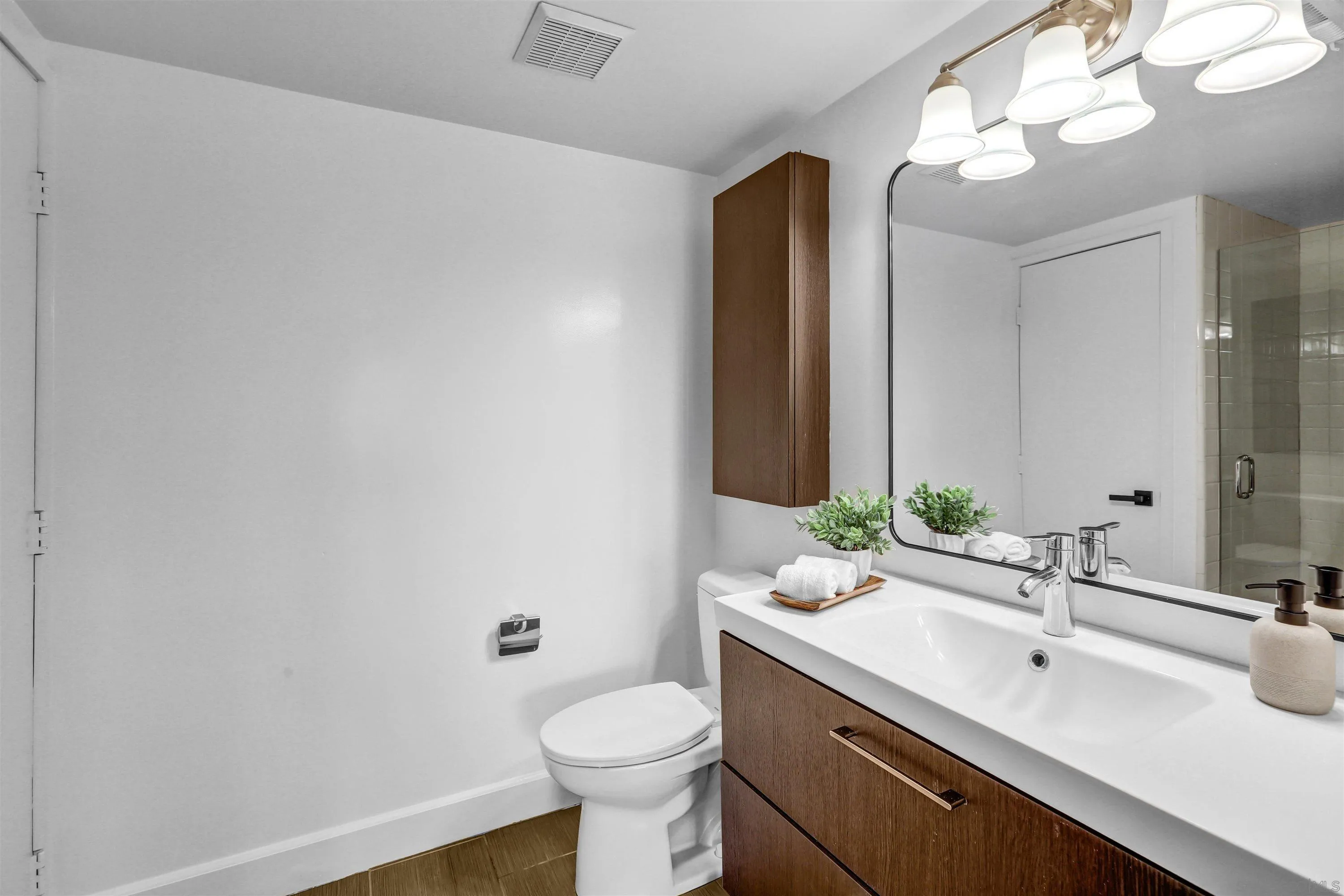Photo #16: 260016402 Listing: Photo #16