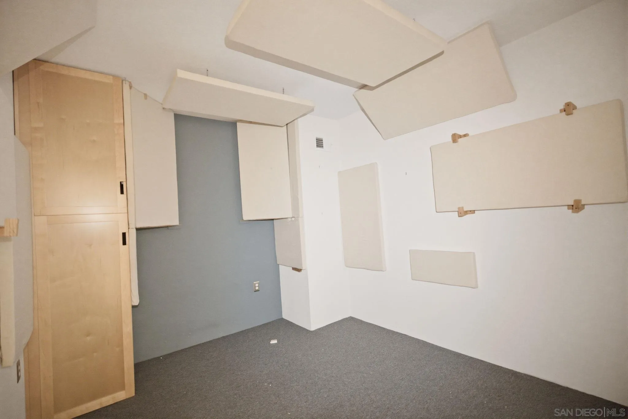 Photo #34: 260016403 Listing: Photo #34