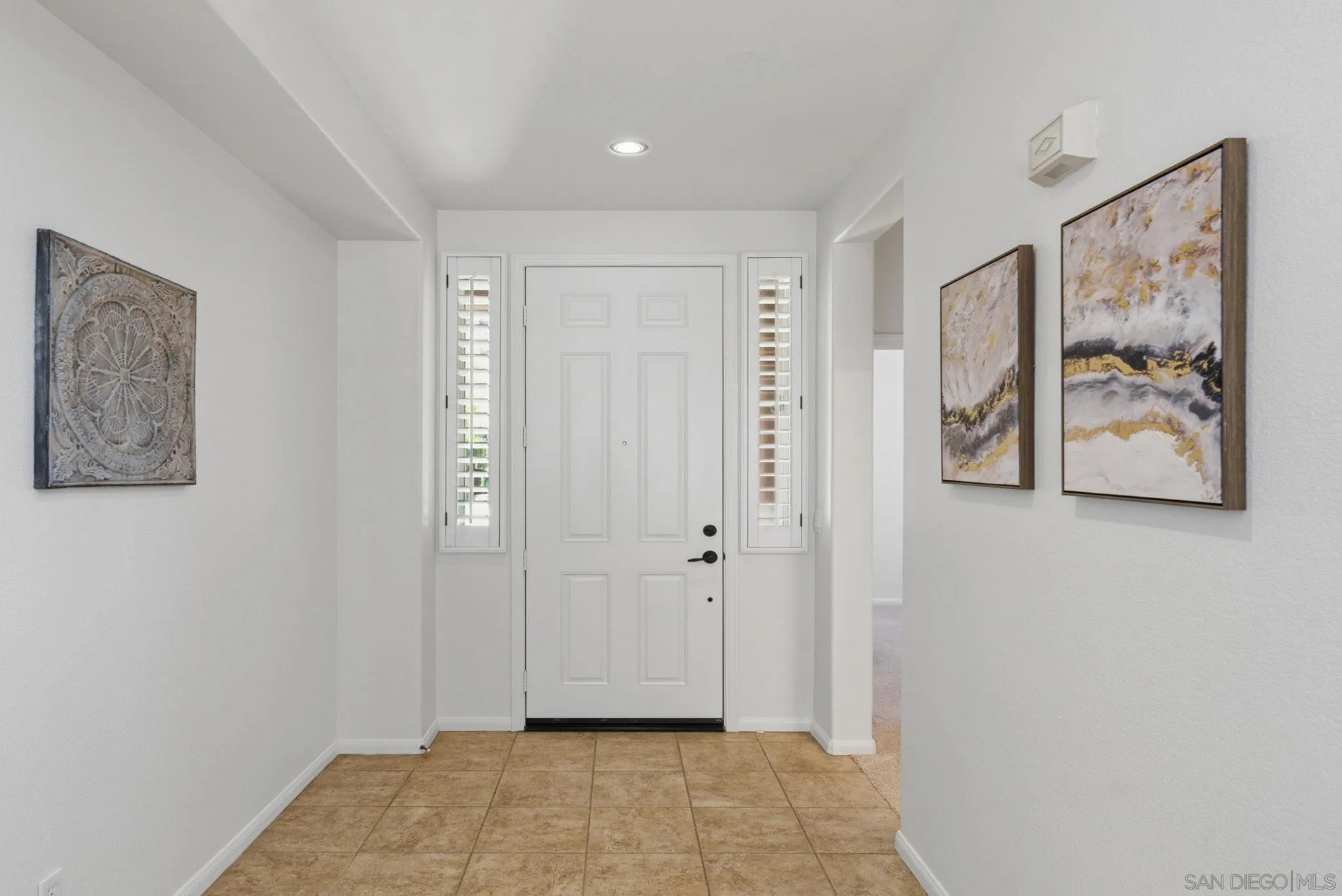https://cdn.realtyfeed.com/cdn/127/260016405/11d0ff68a439b17f09fbe6d8d36822b7.webp