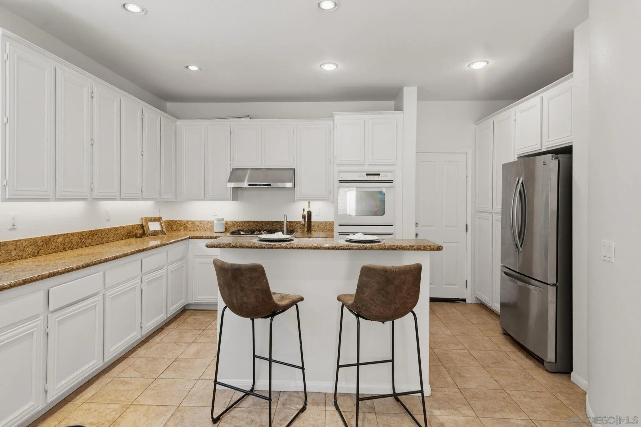 https://cdn.realtyfeed.com/cdn/127/260016405/7457a8e85011b0f3f41f02dcf718089f.webp