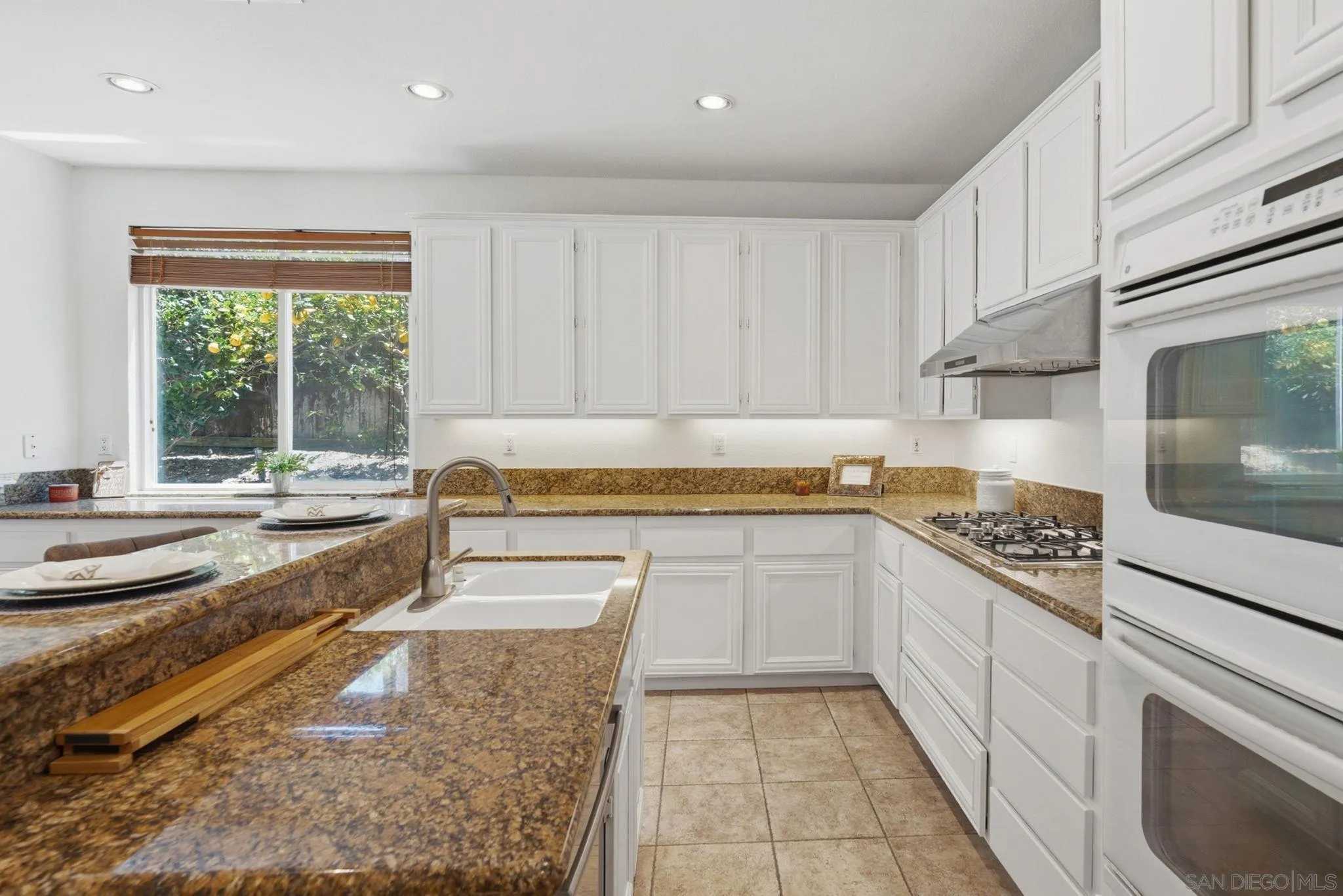 https://cdn.realtyfeed.com/cdn/127/260016405/c6b223c0c528144c17f5622d3222ad14.webp