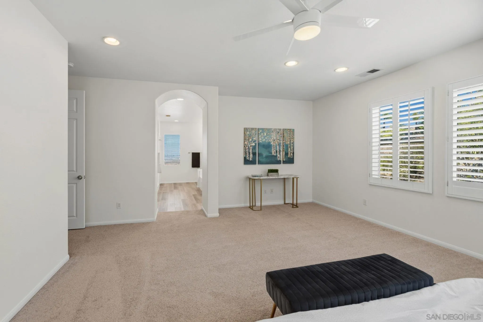 https://cdn.realtyfeed.com/cdn/127/260016405/dc7ec816a96f300f908c1a2c2533af6d.webp