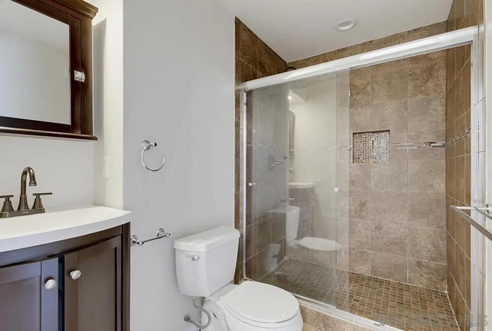 Photo #30: 260016411 Listing: Photo #30