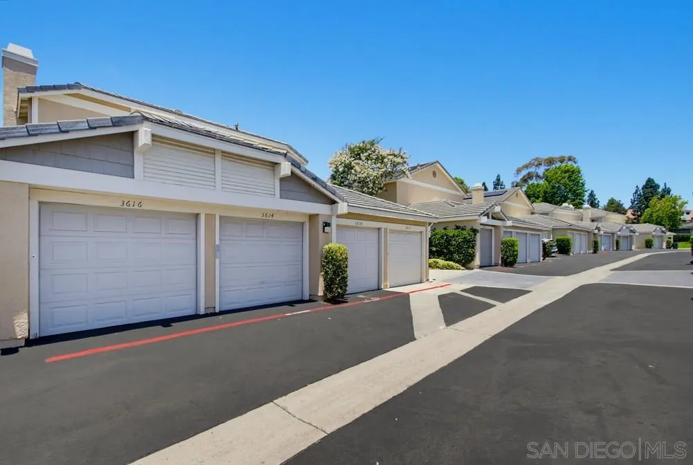 Photo #39: 260016411 Listing: Photo #39