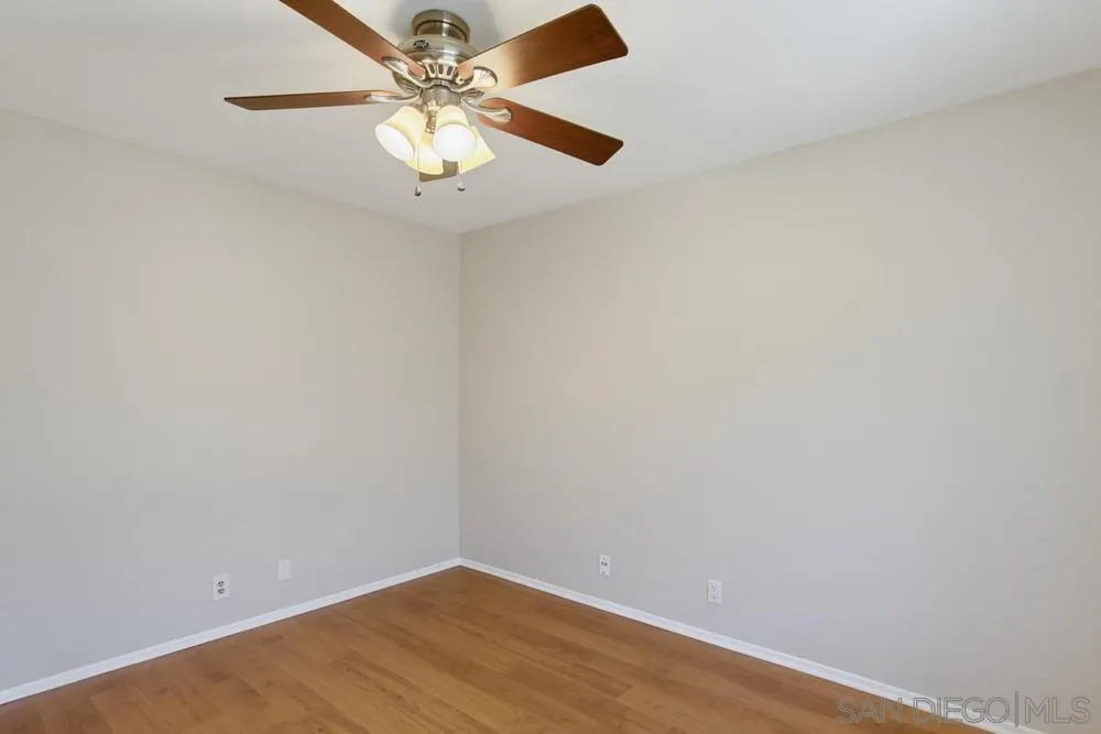 Photo #28: 260016411 Listing: Photo #28