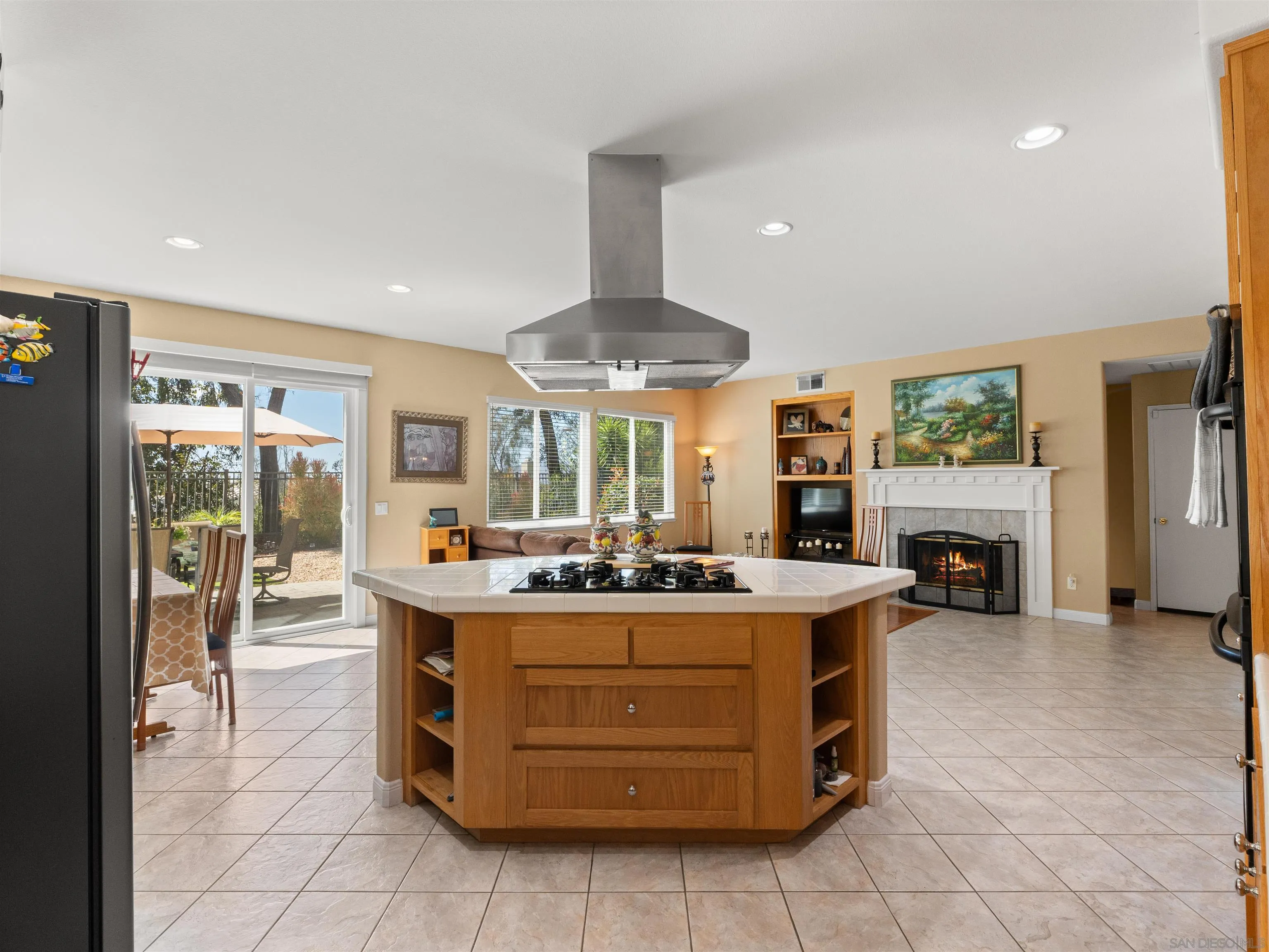 https://cdn.realtyfeed.com/cdn/127/260016429/26181495681fd08d97ead6598ad93476.webp