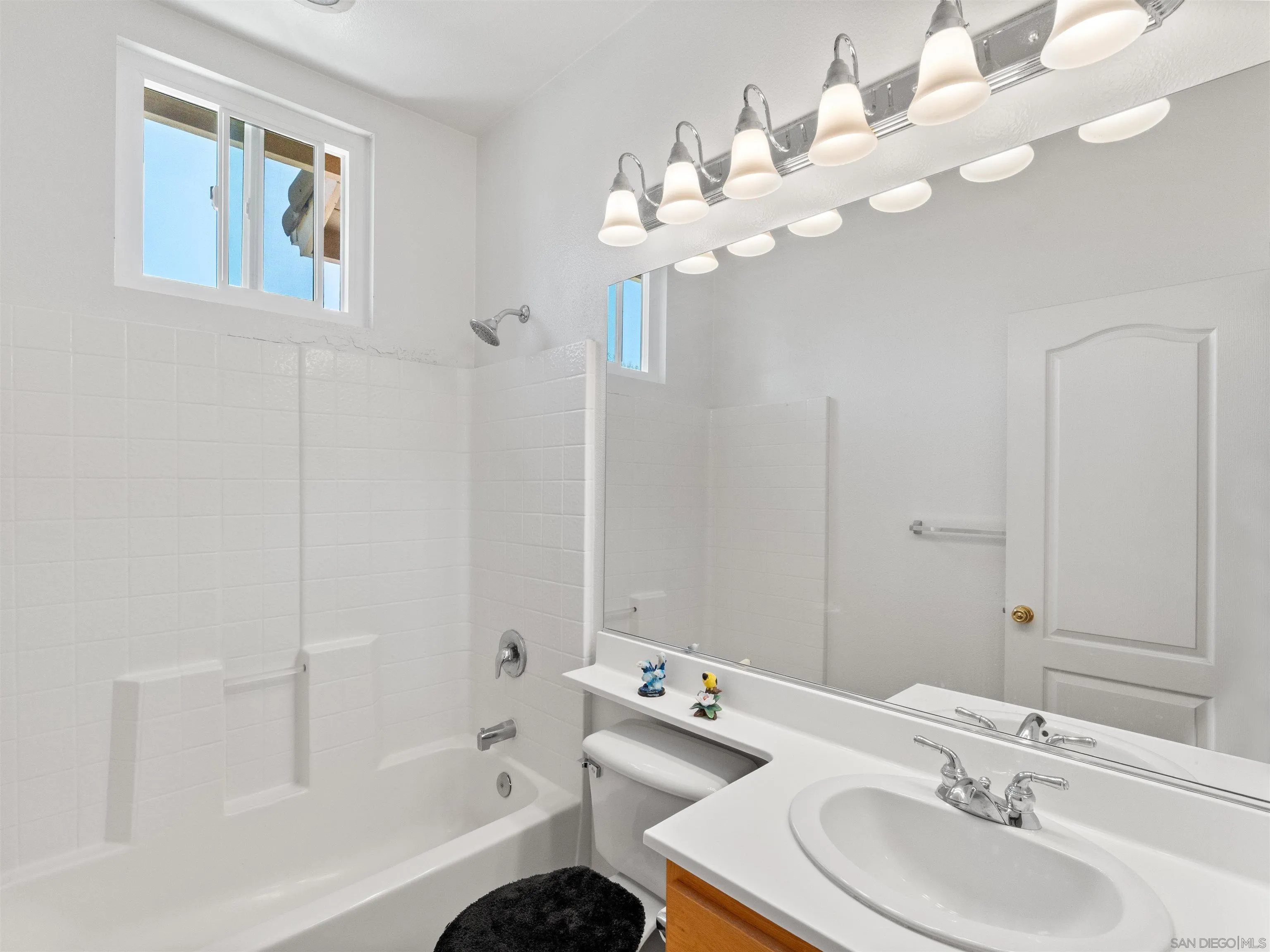 https://cdn.realtyfeed.com/cdn/127/260016429/4276452602d1fe99c1c77aaefc7c64d2.webp