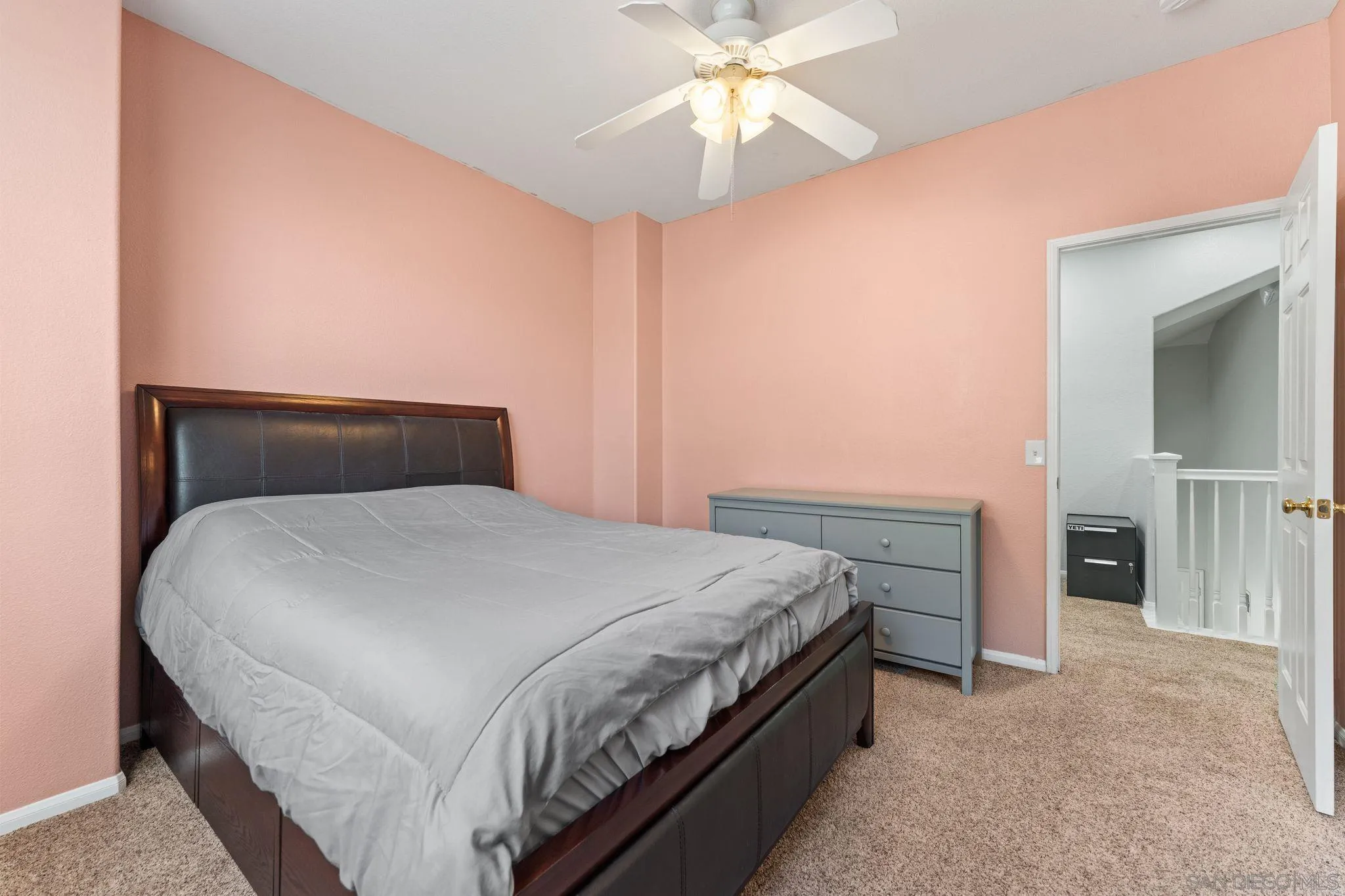 https://cdn.realtyfeed.com/cdn/127/260016431/90b22a3dd879e8899bd61a656526212e.webp