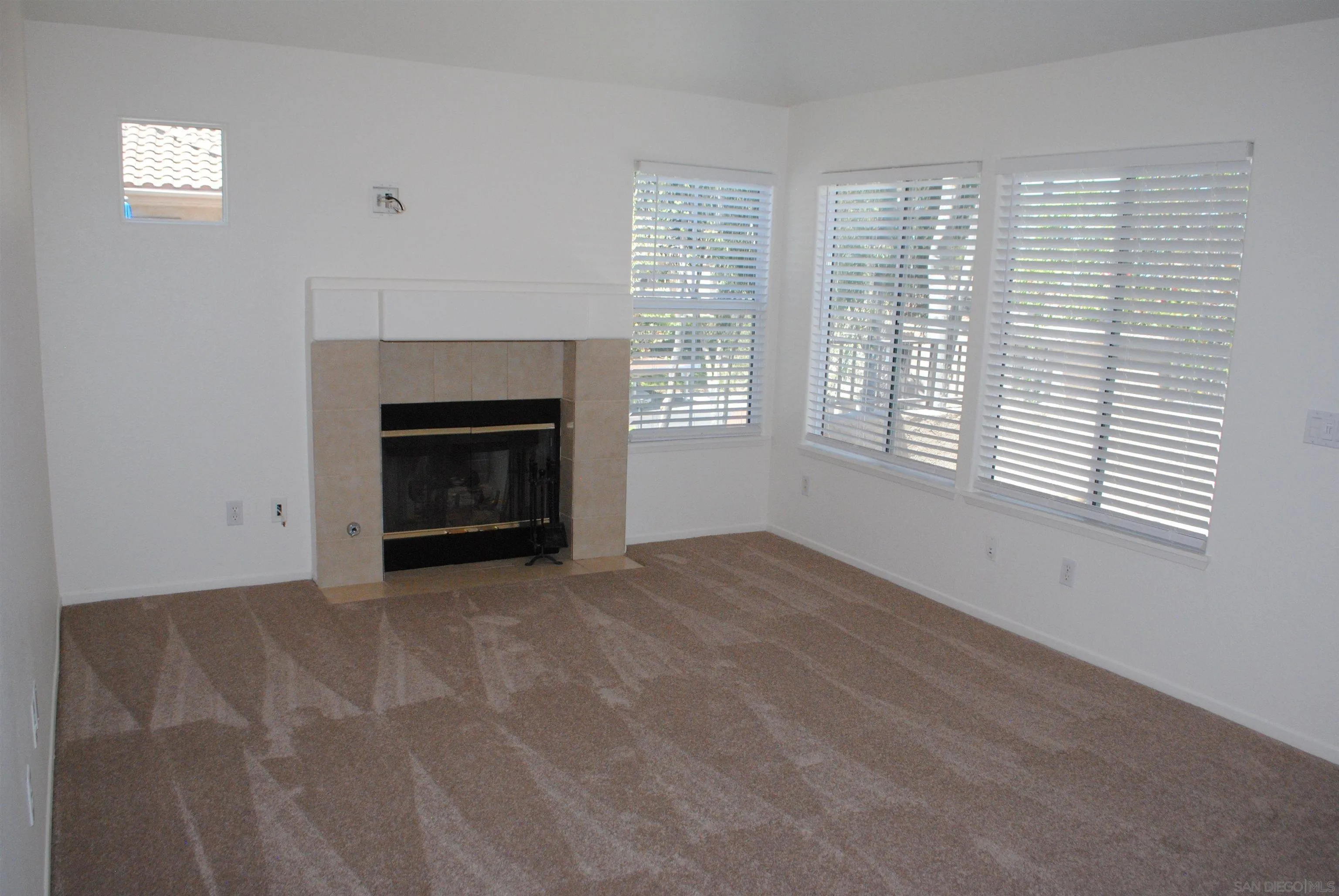 Photo #11: 260016433 Listing: Photo #11