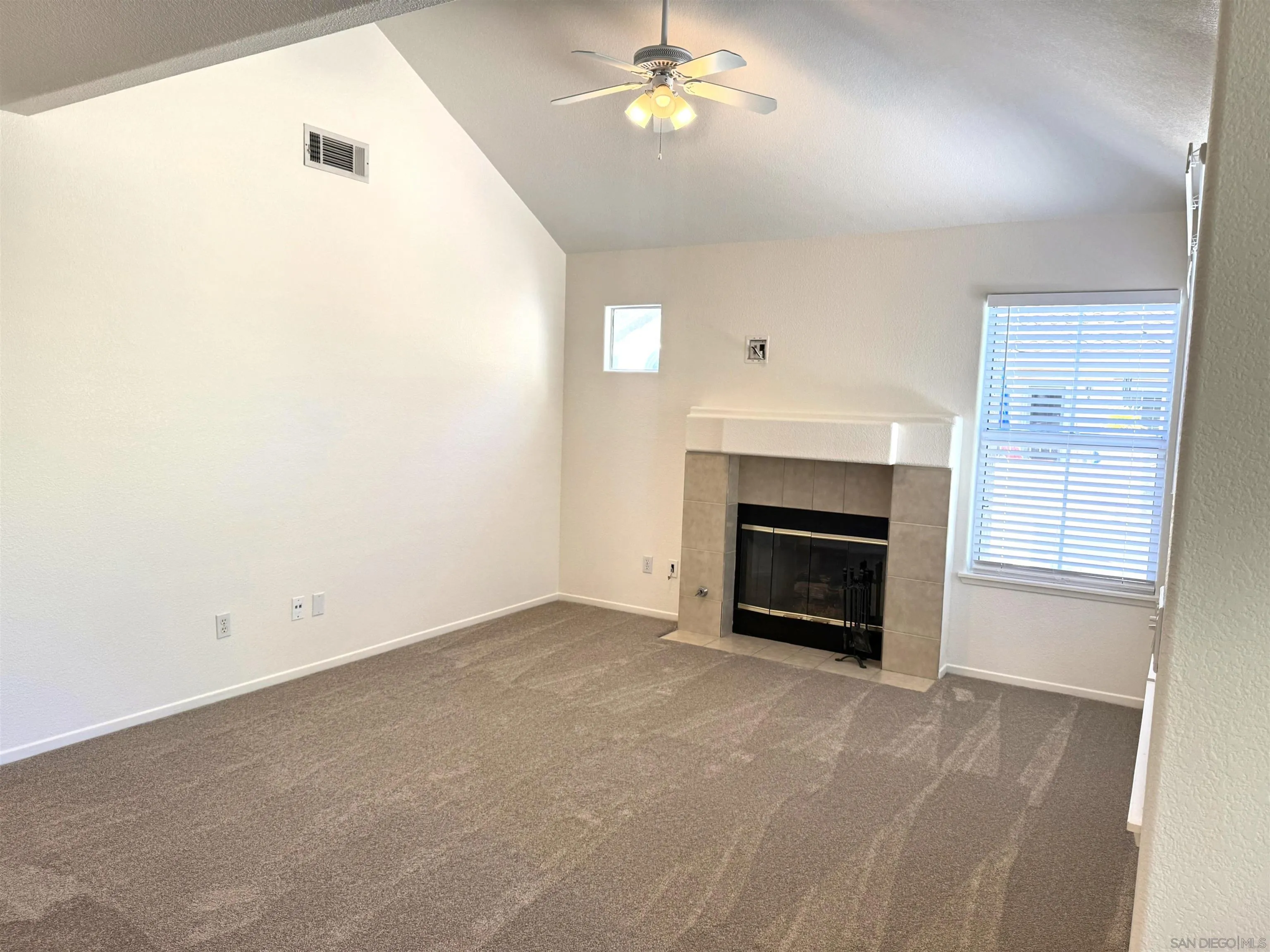 Photo #9: 260016433 Listing: Photo #9