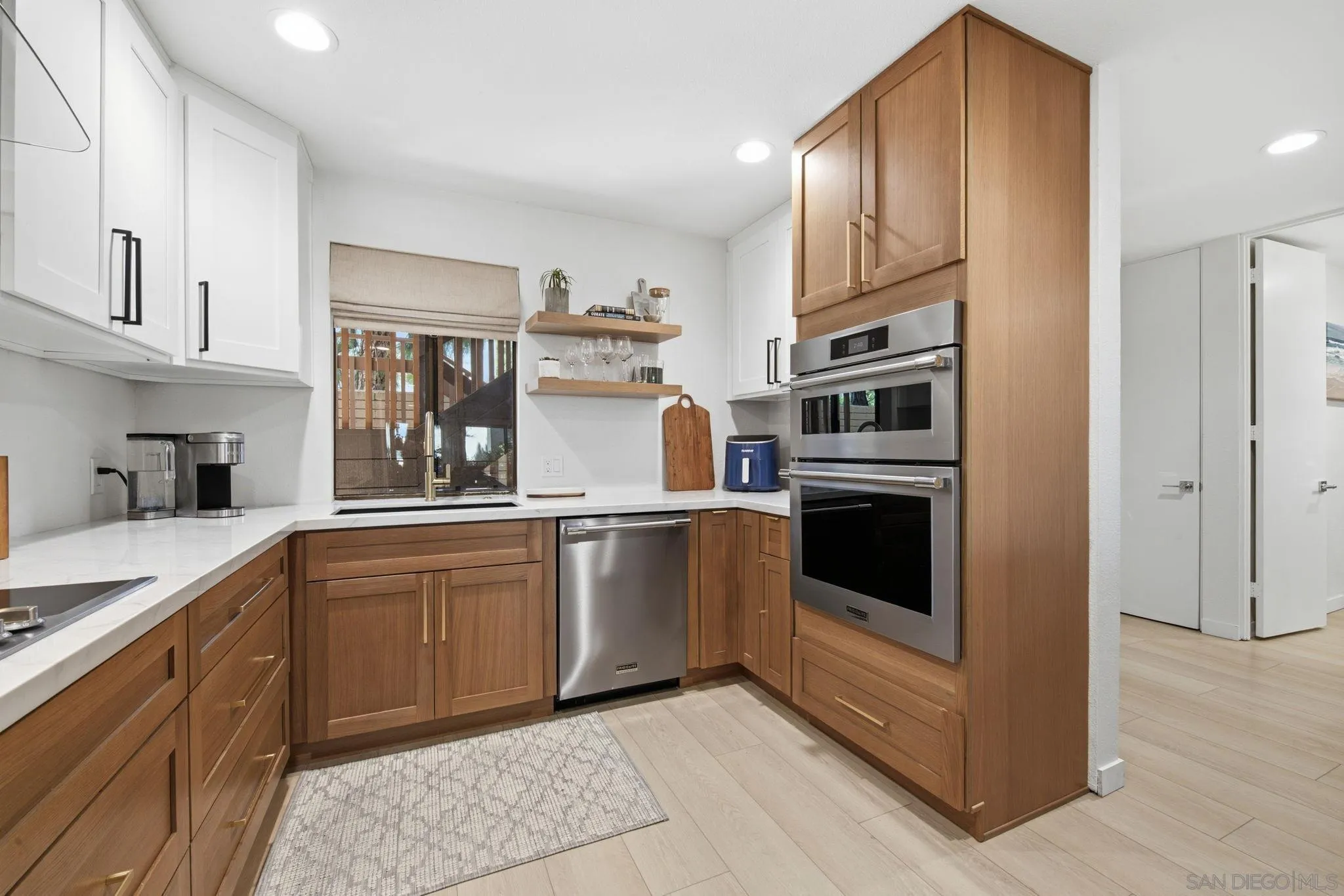 Photo #16: 260016438 Listing: Photo #16
