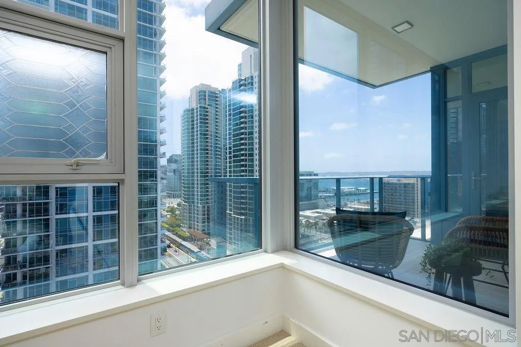 Photo #5: 260016440 Listing: Photo #5