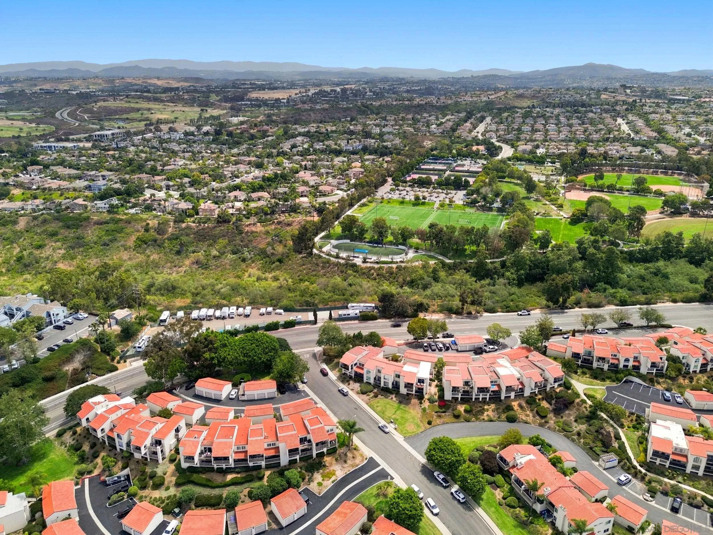 https://cdn.realtyfeed.com/cdn/127/260016441/1ca2a975e0bd15e52891bf171a27e1b4.webp